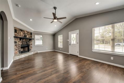 410 SW 18th Street Grand Prairie TX 75051