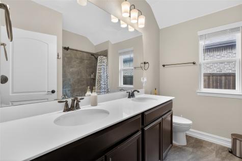 3104 Treyburn Lane Mansfield TX 76084