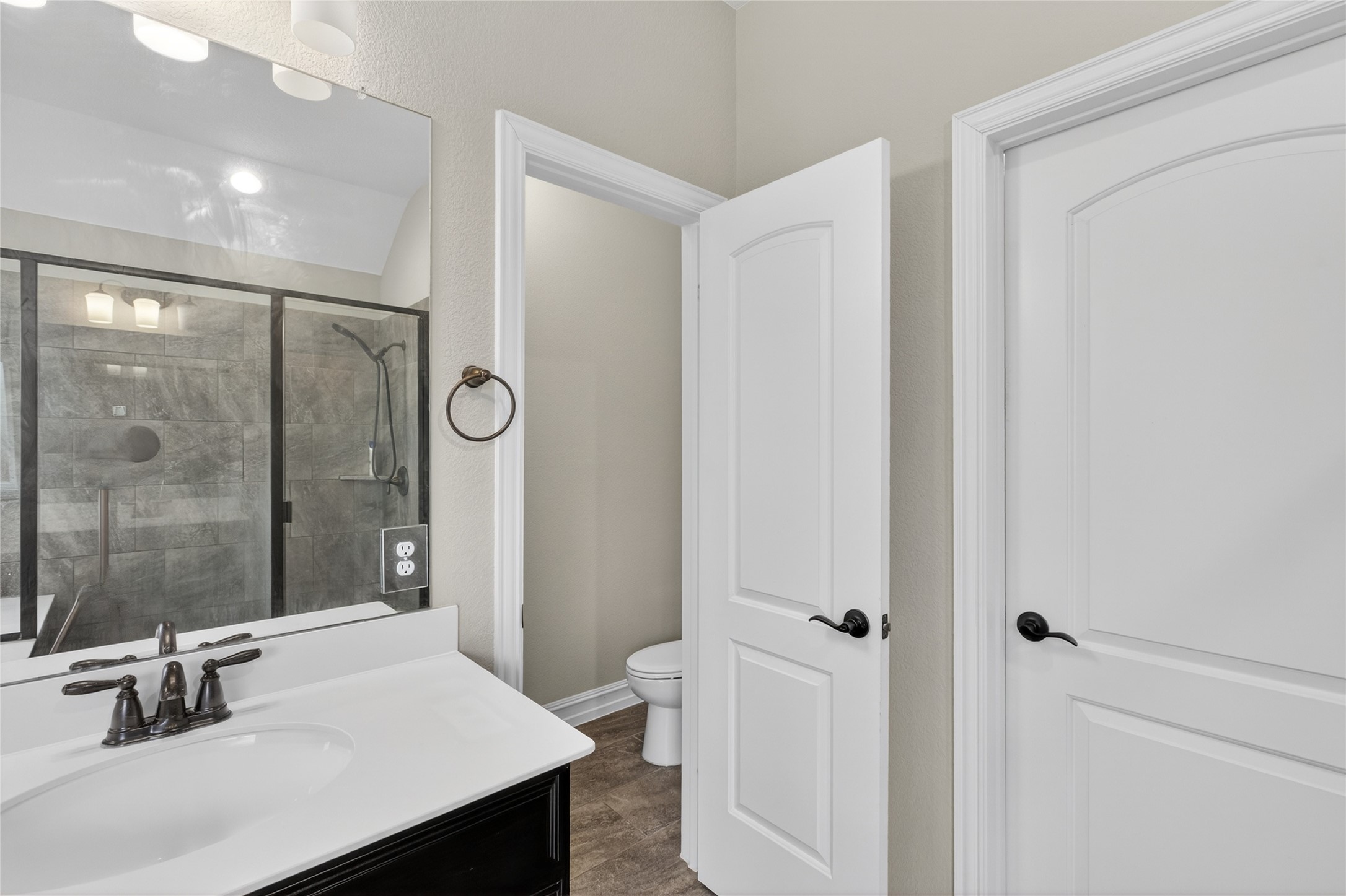 3104 Treyburn Lane Mansfield TX 76084