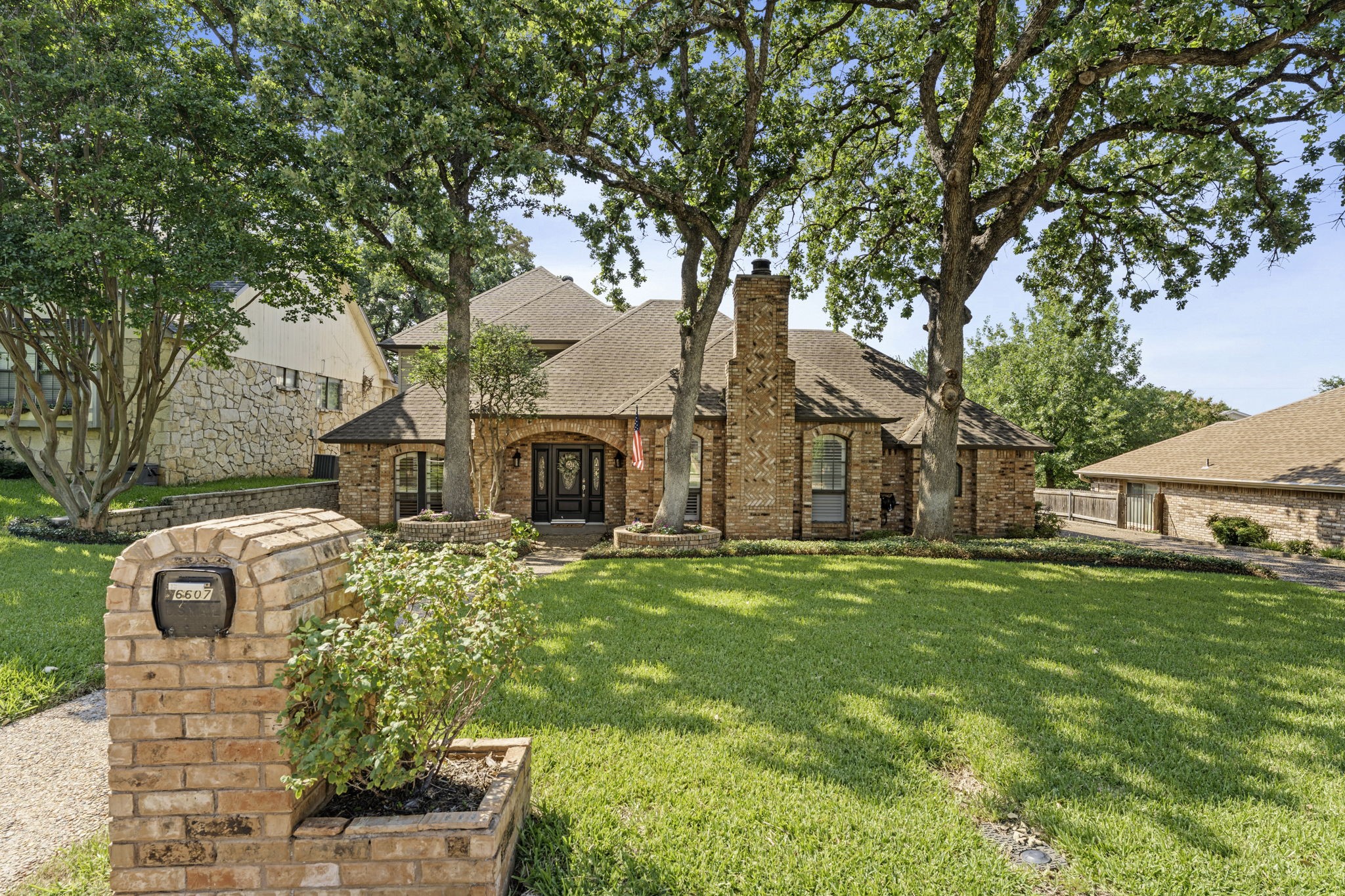 6607 Canalview Drive Arlington TX 76016