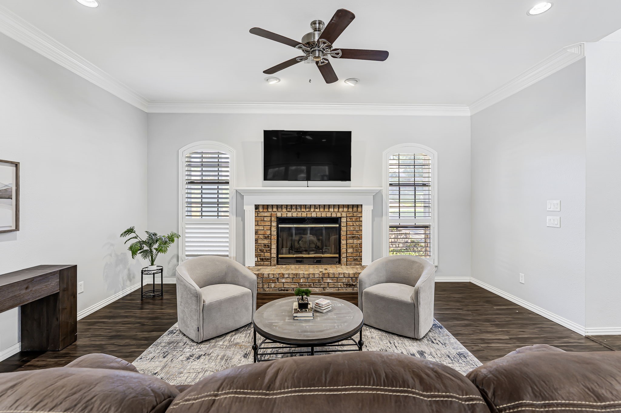 6607 Canalview Drive Arlington TX 76016