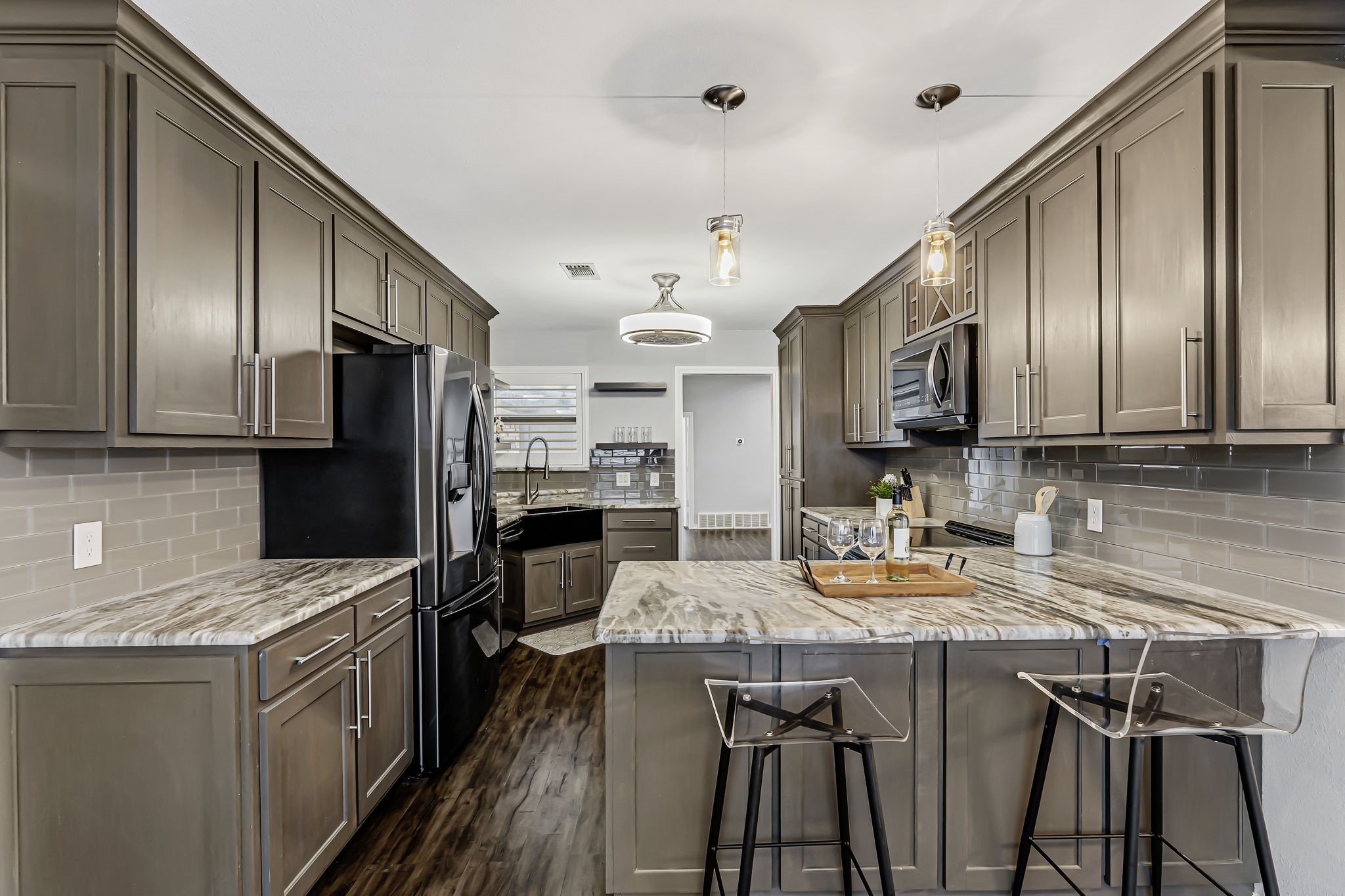 6607 Canalview Drive Arlington TX 76016