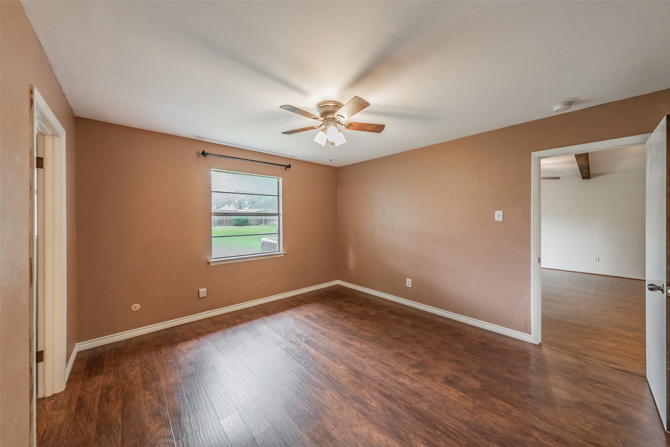 733 Bluebonnet Drive Hurst TX 76053