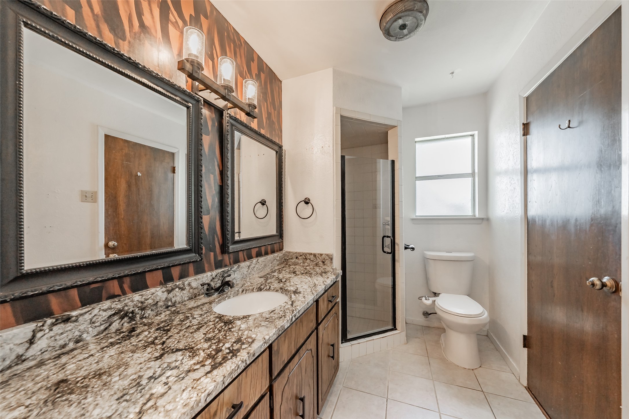 733 Bluebonnet Drive Hurst TX 76053