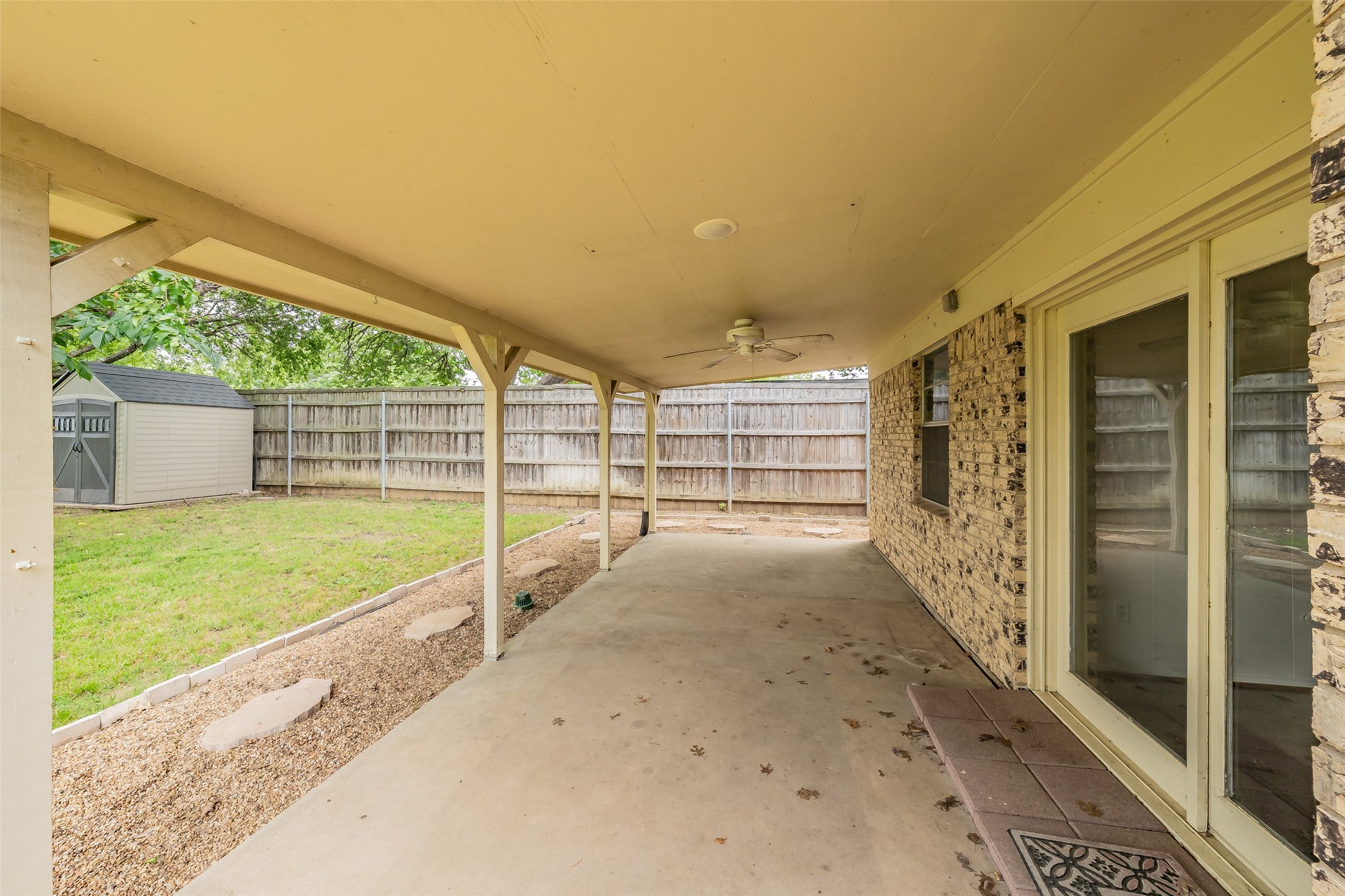733 Bluebonnet Drive Hurst TX 76053
