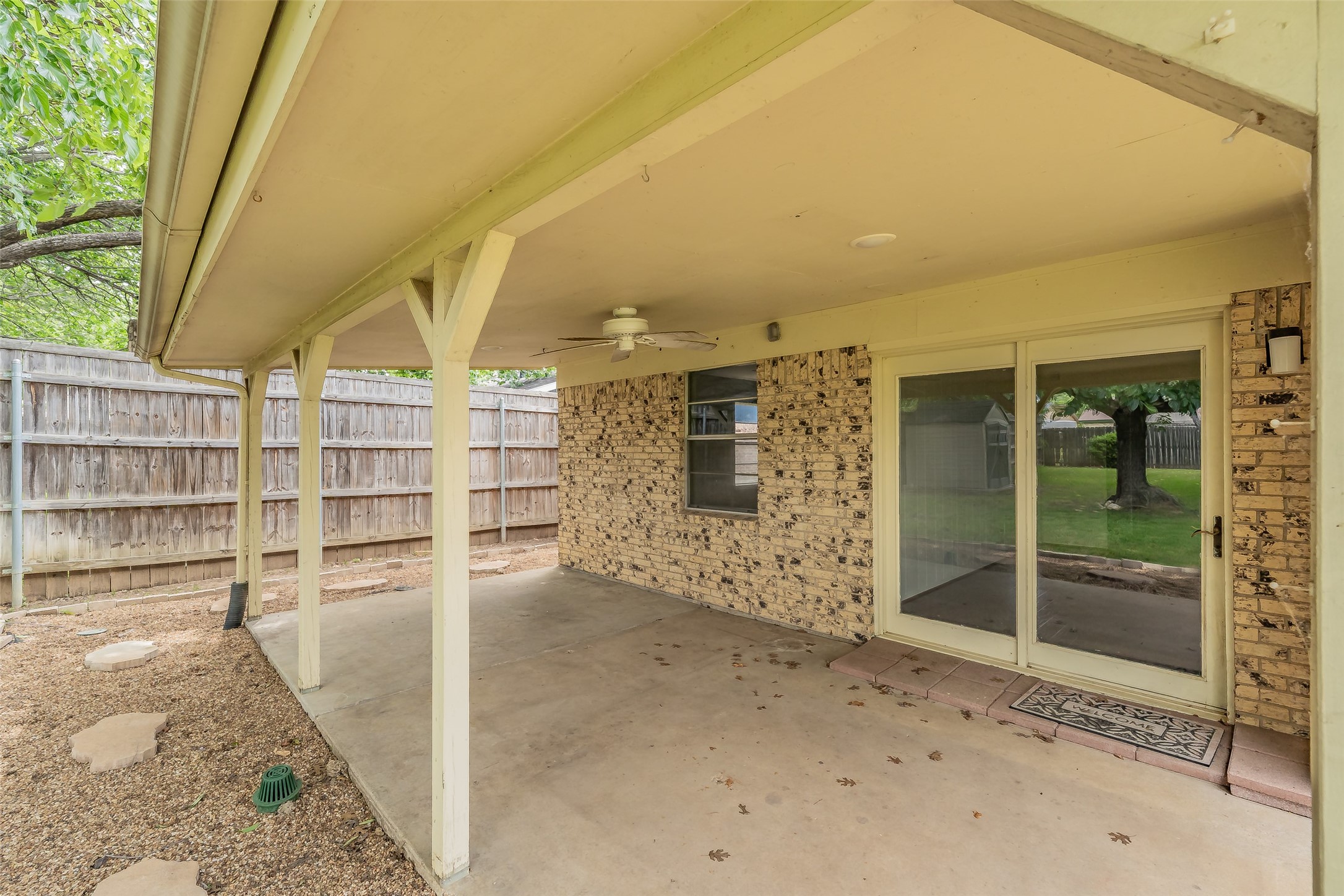 733 Bluebonnet Drive Hurst TX 76053