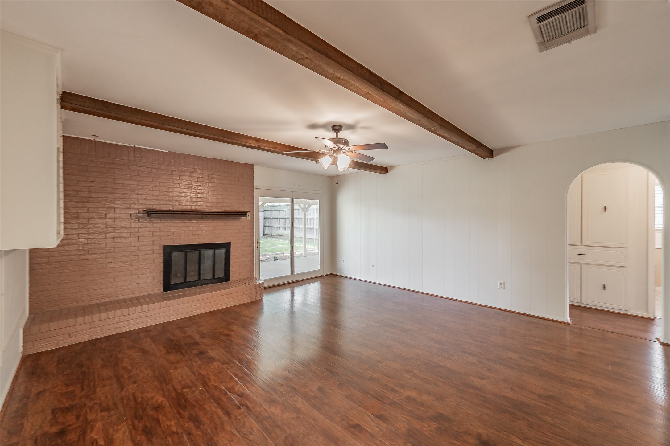733 Bluebonnet Drive Hurst TX 76053