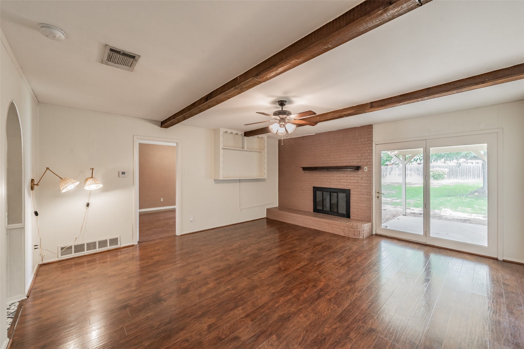 733 Bluebonnet Drive Hurst TX 76053