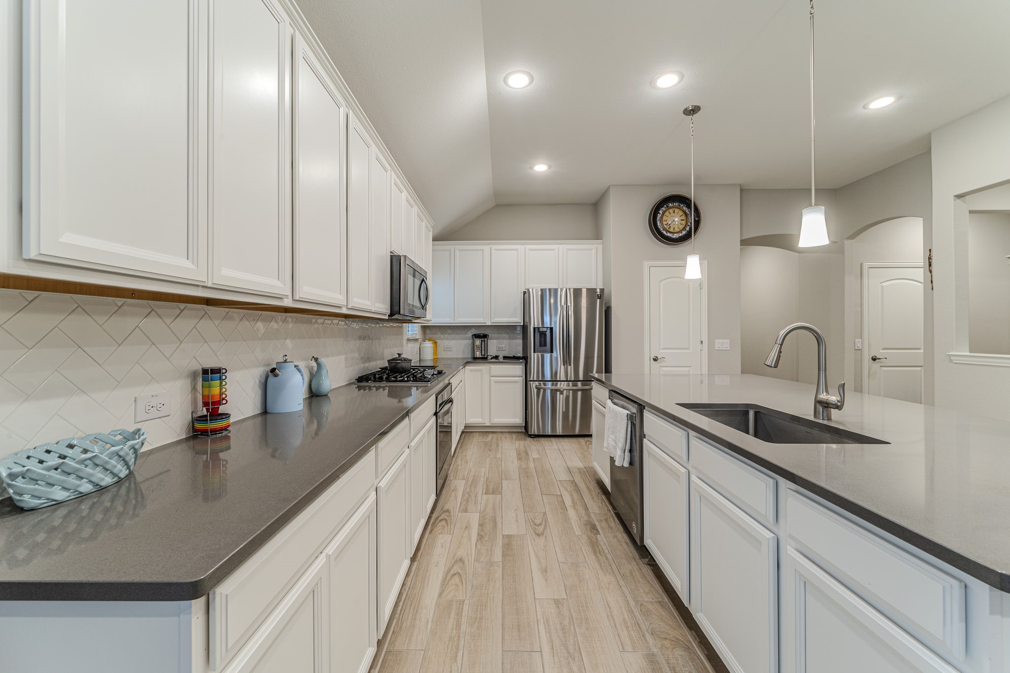 1048 Pinnacle Breeze Drive Fort Worth TX 76052