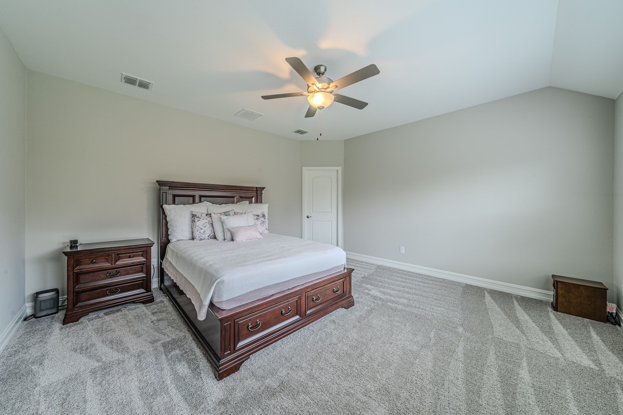 1048 Pinnacle Breeze Drive Fort Worth TX 76052