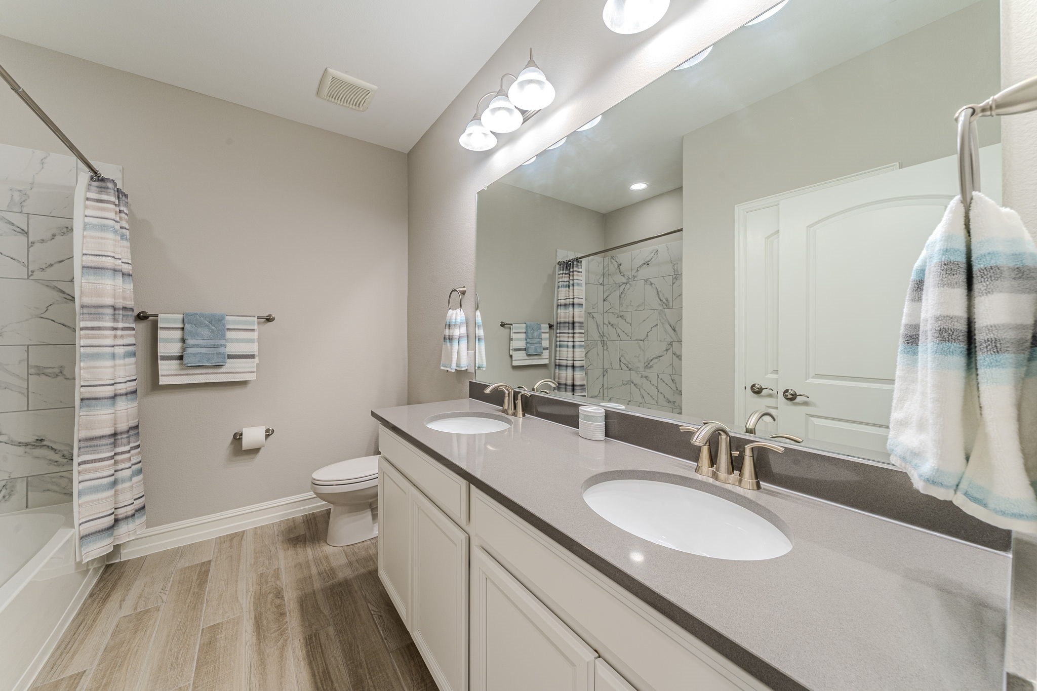1048 Pinnacle Breeze Drive Fort Worth TX 76052