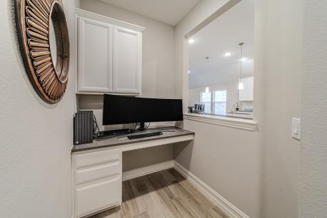 1048 Pinnacle Breeze Drive Fort Worth TX 76052