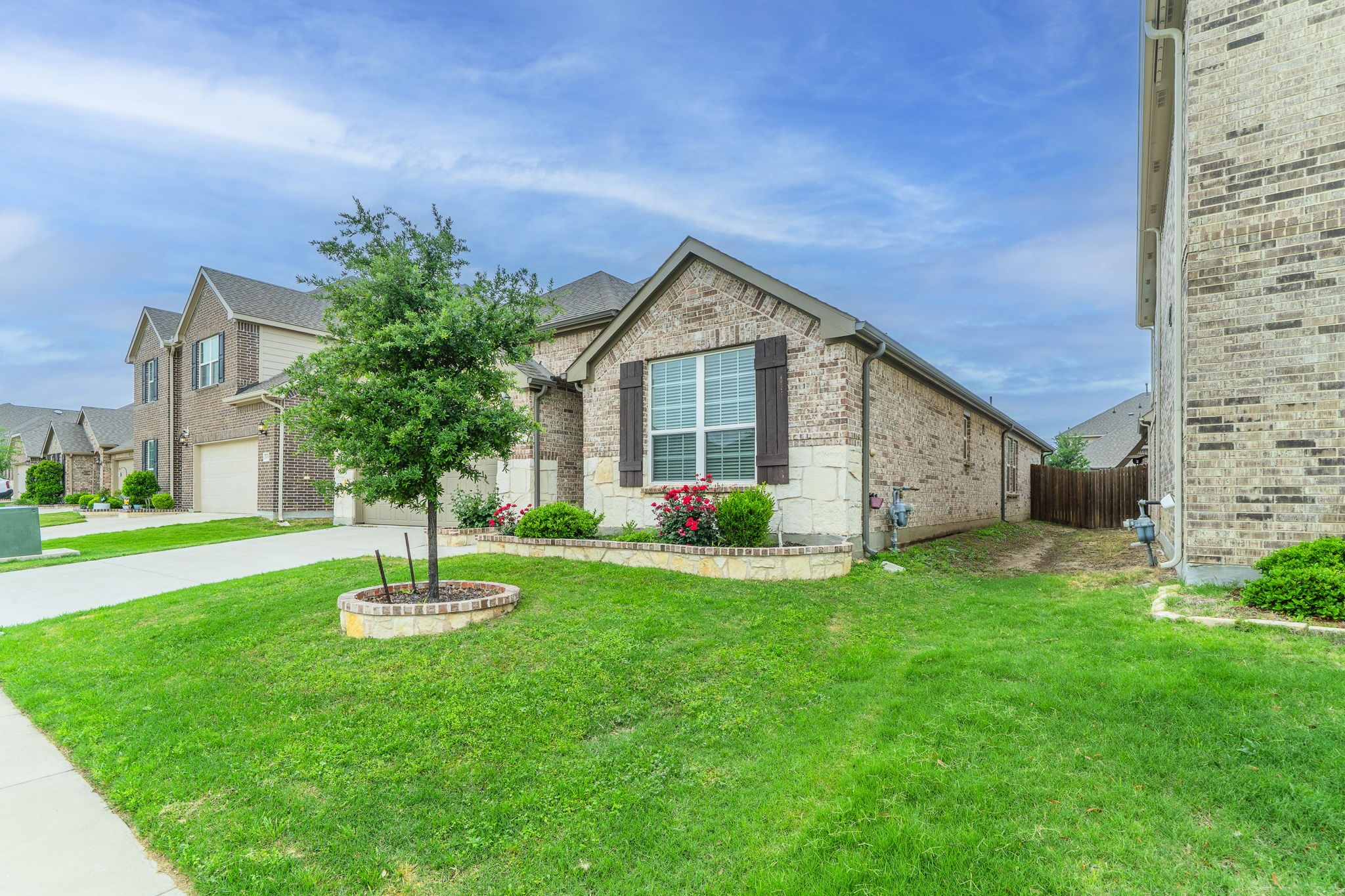 1048 Pinnacle Breeze Drive Fort Worth TX 76052