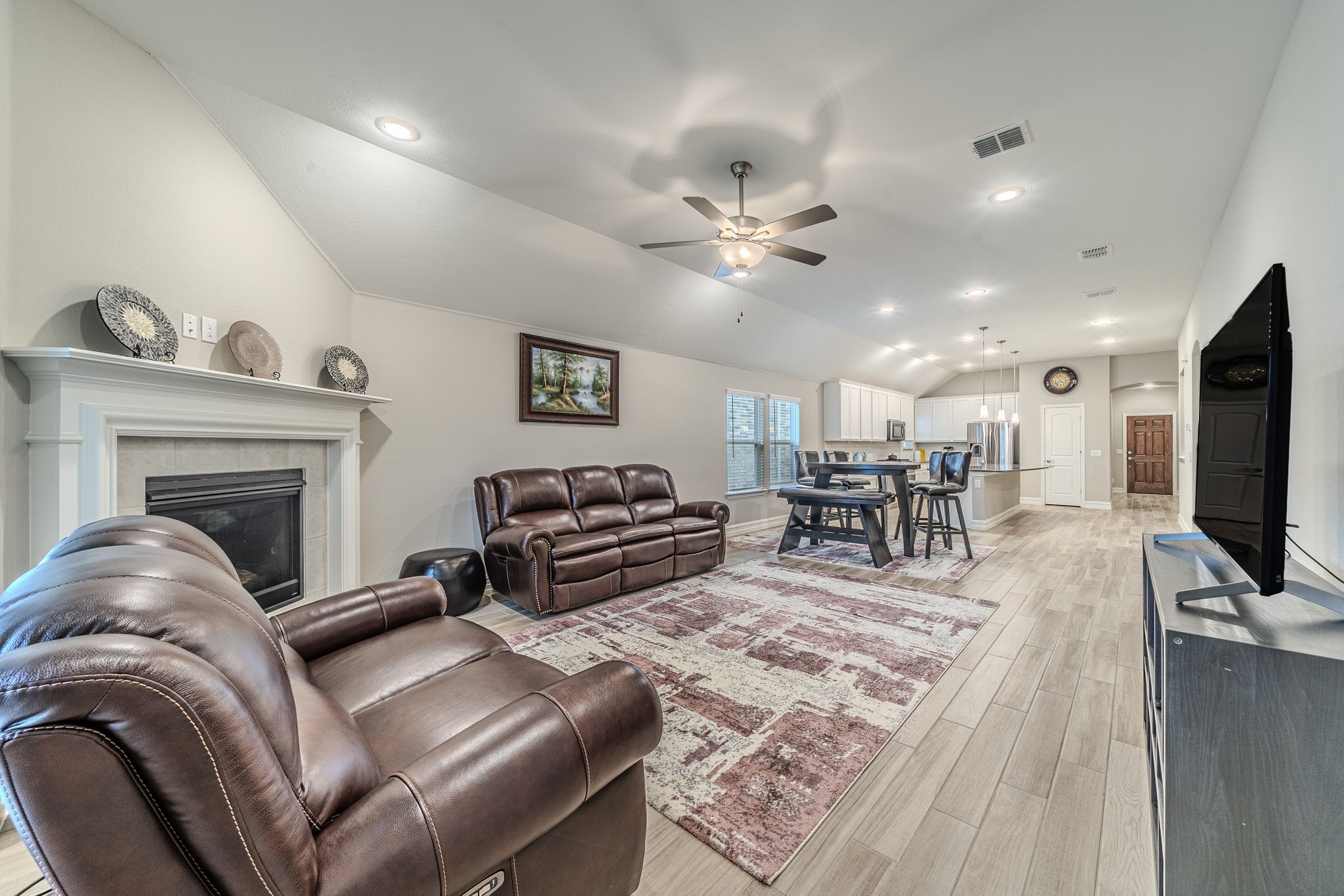 1048 Pinnacle Breeze Drive Fort Worth TX 76052