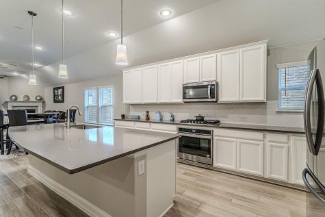 1048 Pinnacle Breeze Drive Fort Worth TX 76052