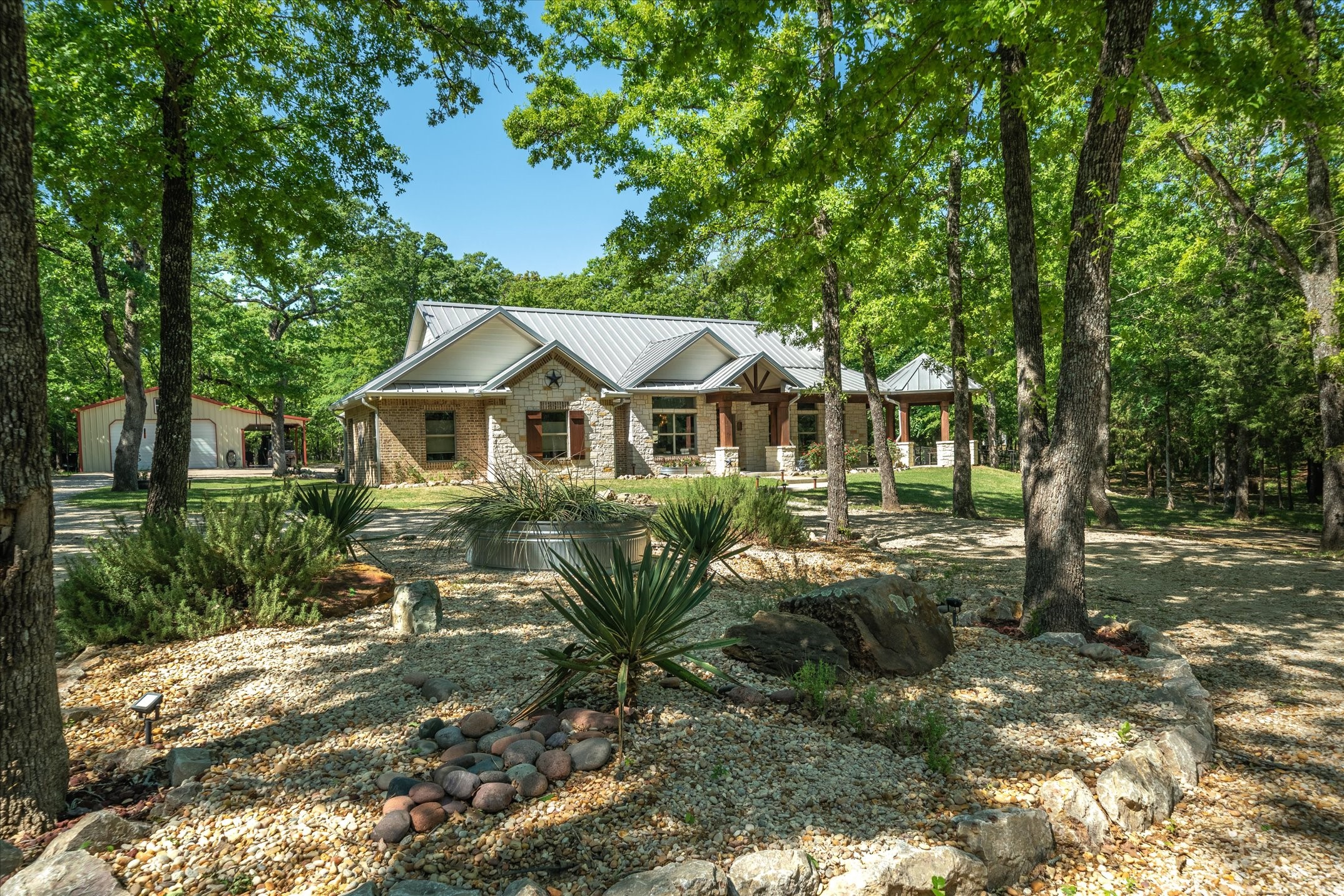 8004 County Road 2412 Quinlan TX 75474
