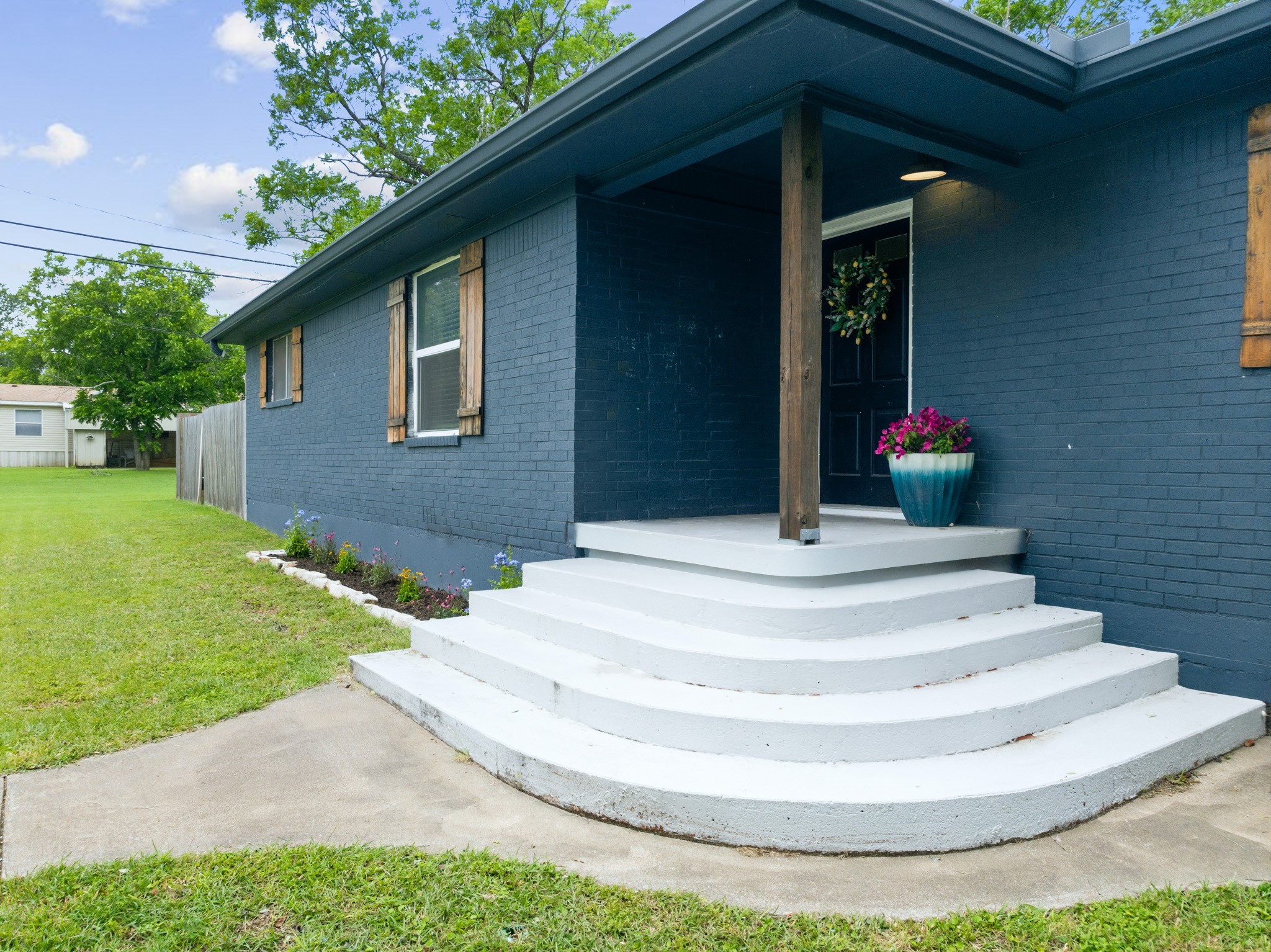 9338 5th Street Crawford TX 76638
