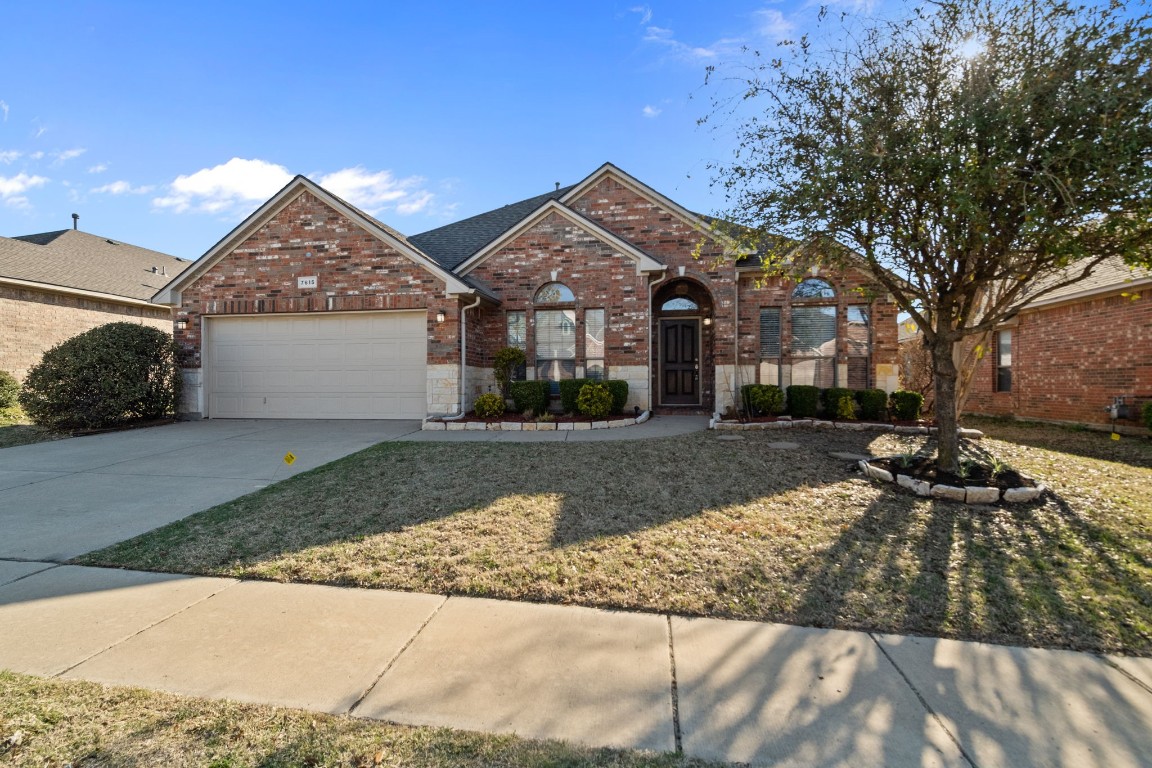 7615 Yearling Way Arlington TX 76002