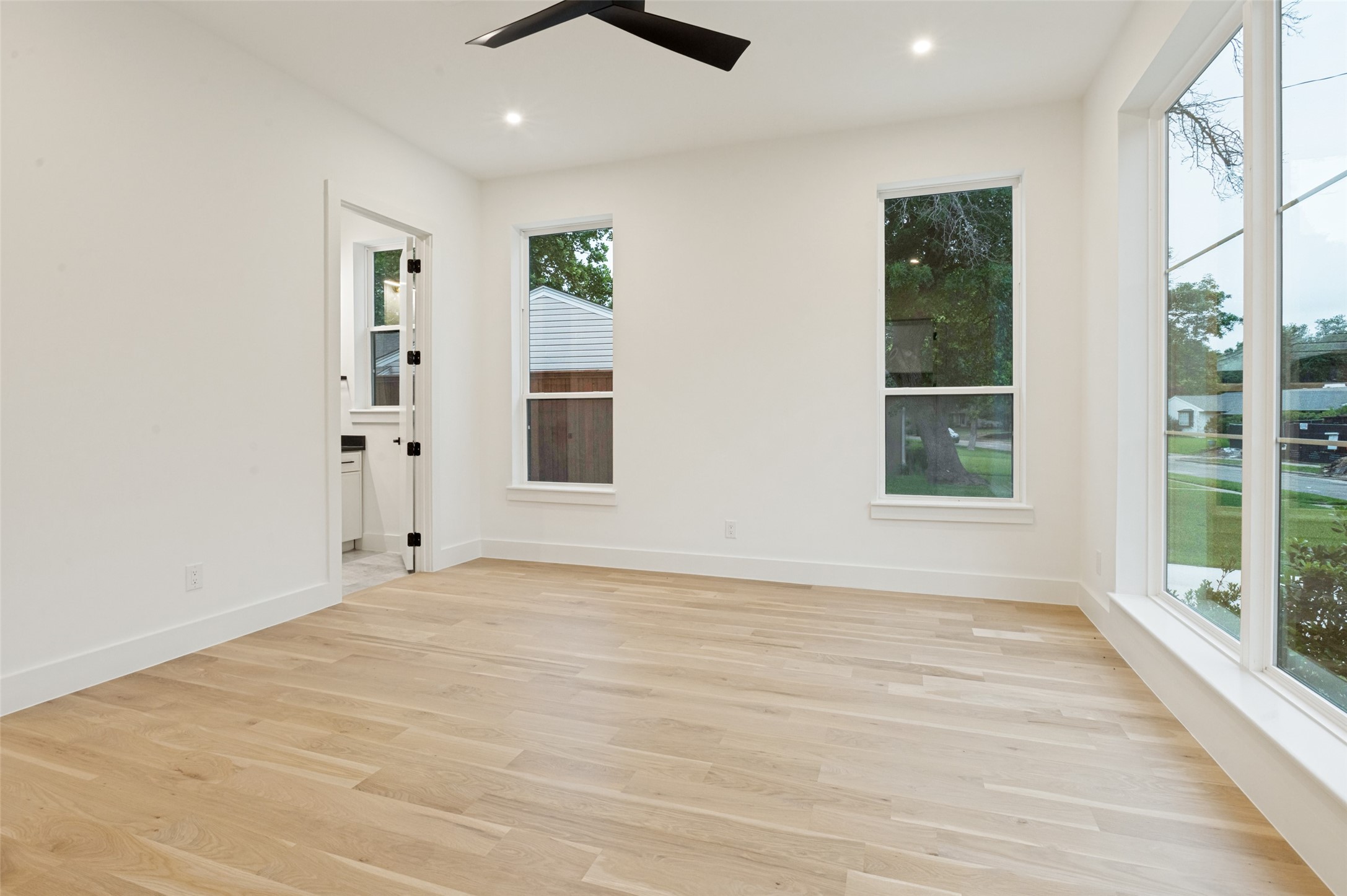3624 Warick Drive Dallas TX 75229