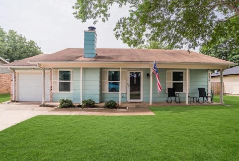 5918 Twin Willows Drive Arlington TX 76017
