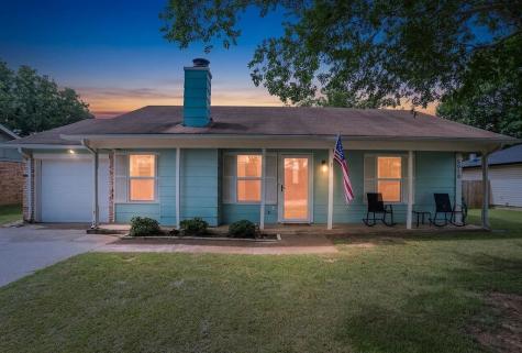5918 Twin Willows Drive Arlington TX 76017