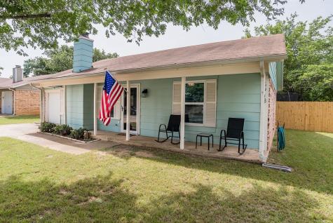 5918 Twin Willows Drive Arlington TX 76017