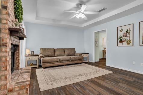 5918 Twin Willows Drive Arlington TX 76017