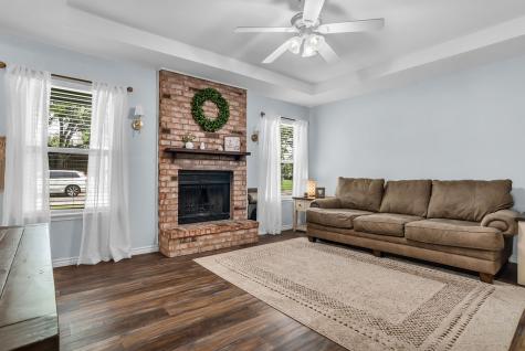 5918 Twin Willows Drive Arlington TX 76017