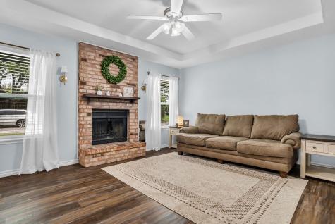 5918 Twin Willows Drive Arlington TX 76017