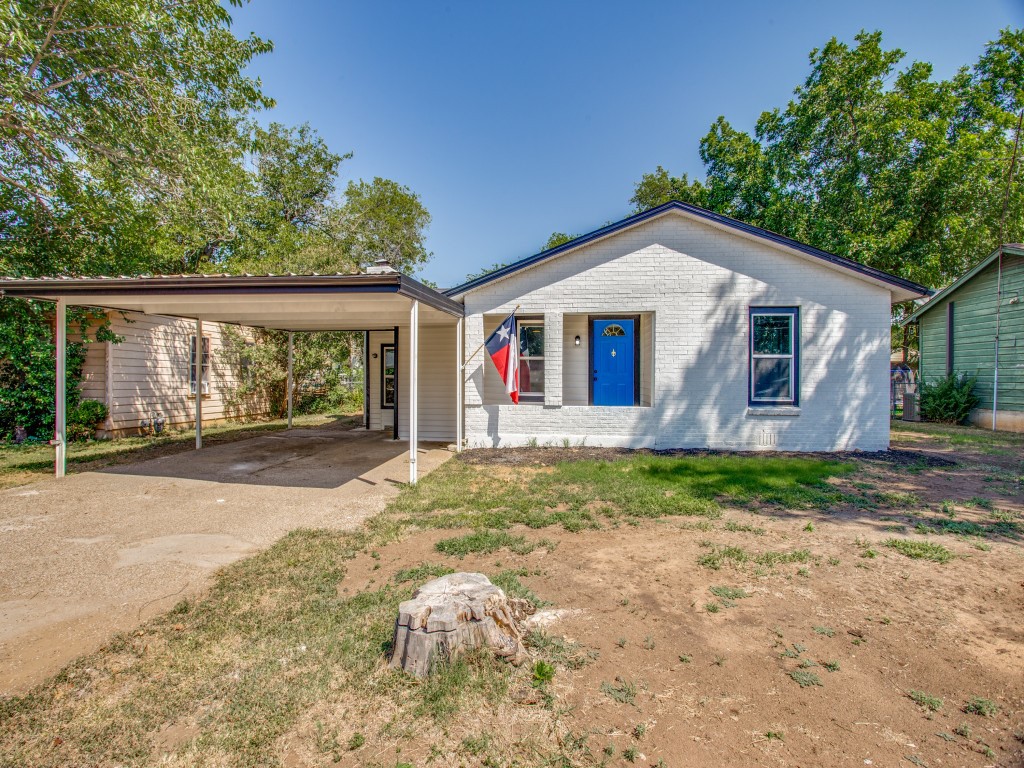1120 Chester Street Cleburne TX 76033