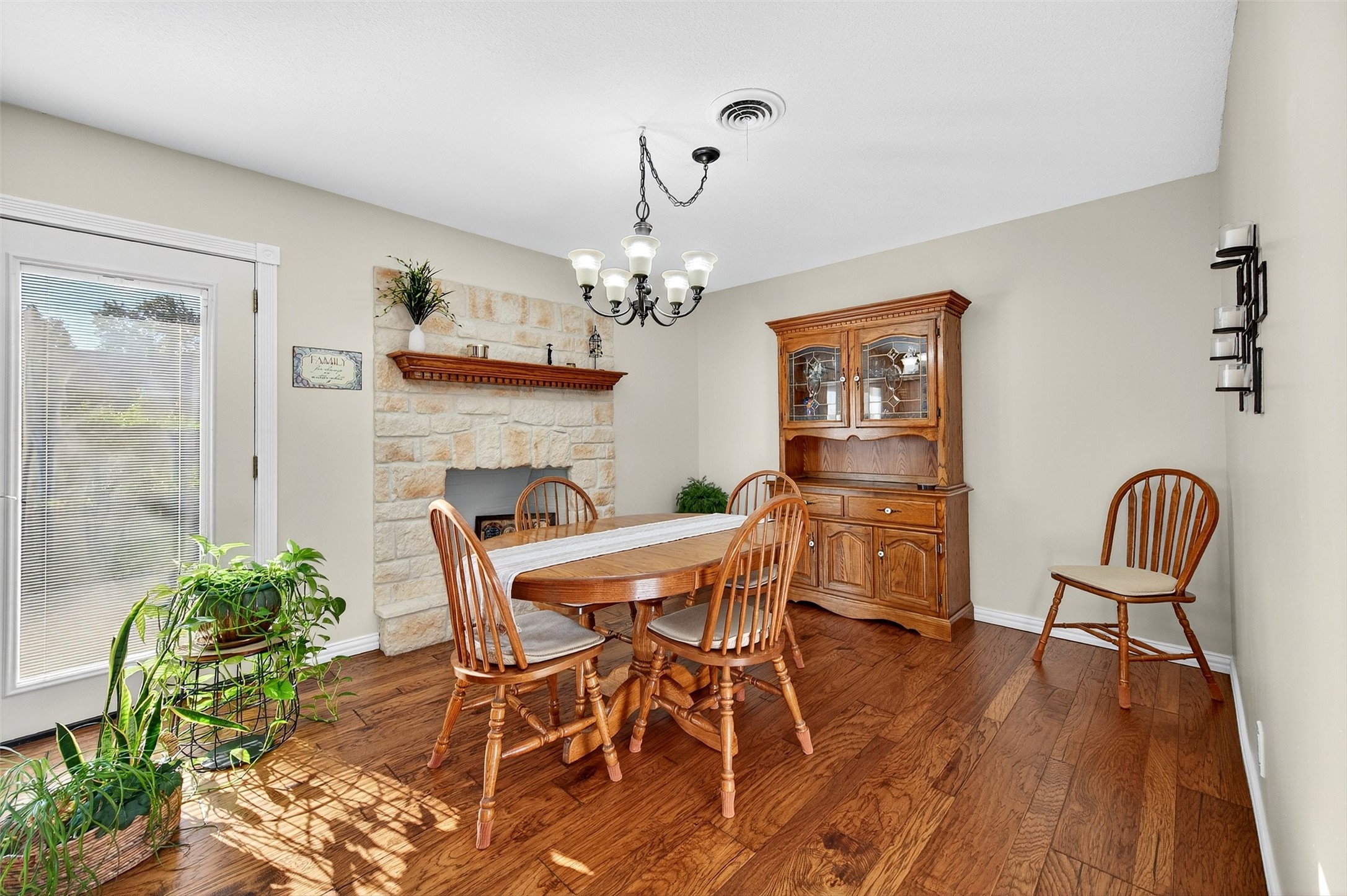 2901 Yorkshire Drive Sherman TX 75092