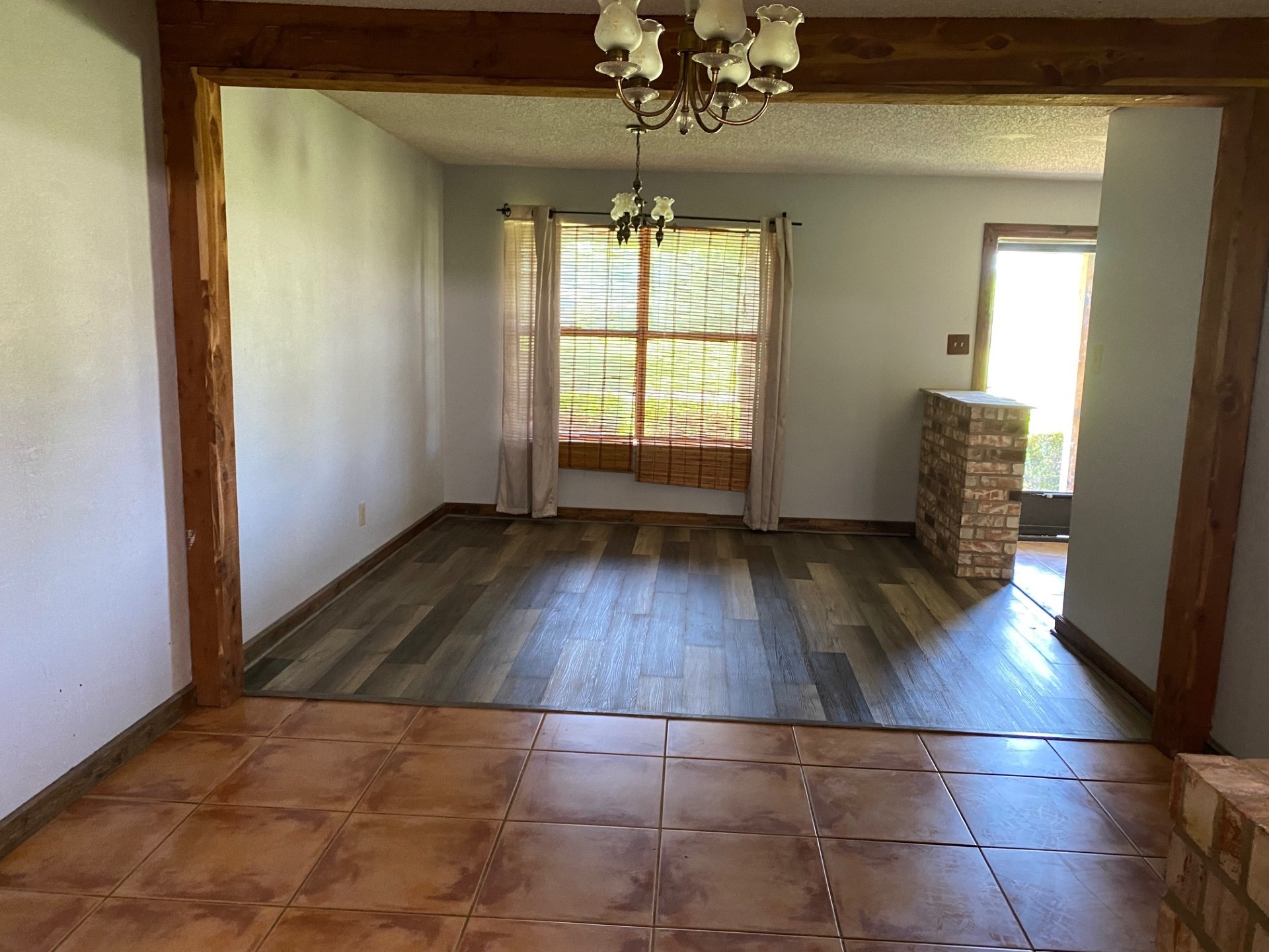 603 W 11th Street W Clarksville TX 75426