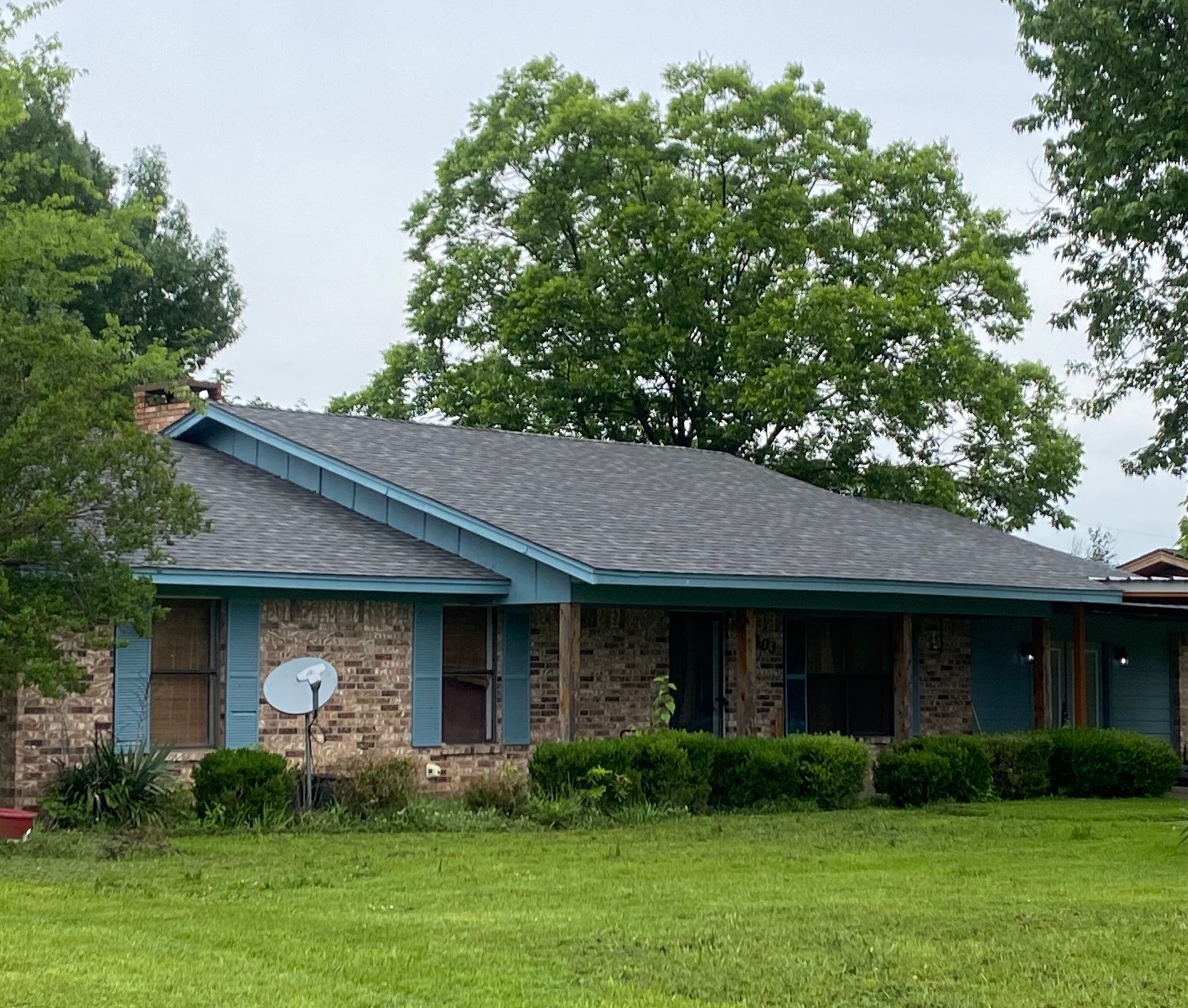 603 W 11th Street W Clarksville TX 75426