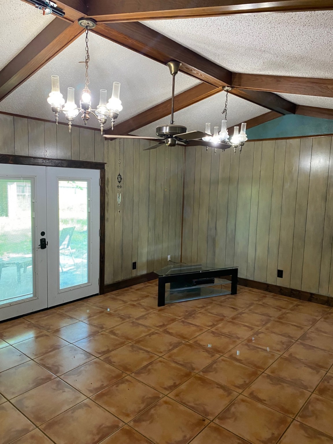 603 W 11th Street W Clarksville TX 75426