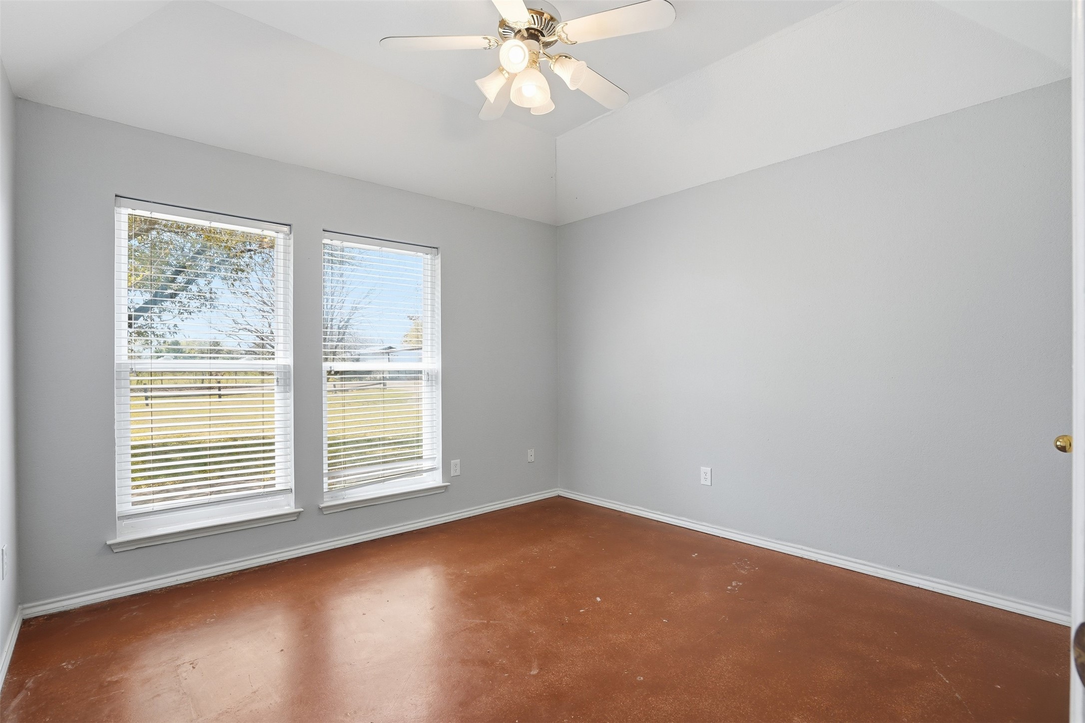 4121 Oakview Circle Alvarado TX 76009
