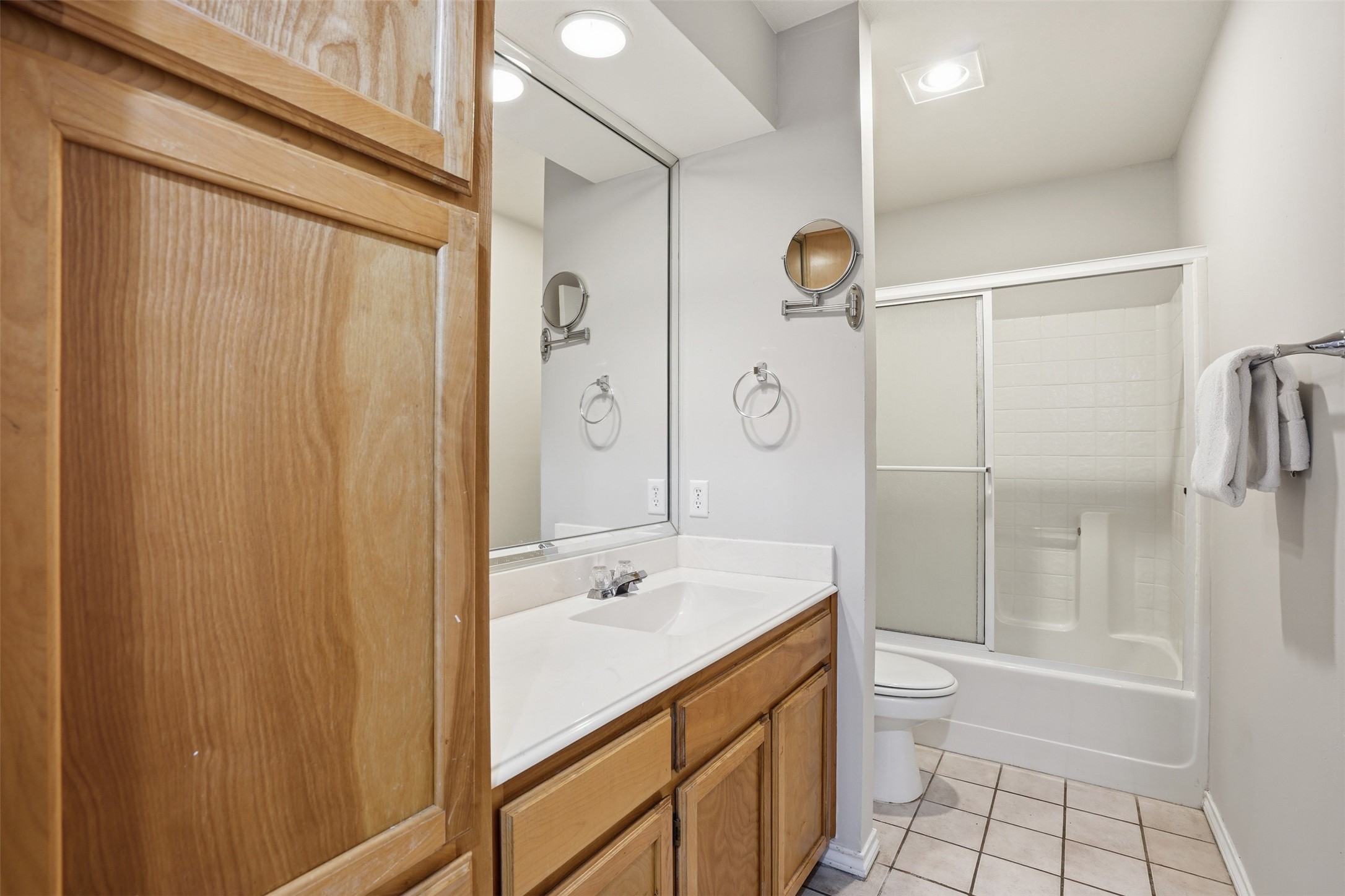 4121 Oakview Circle Alvarado TX 76009