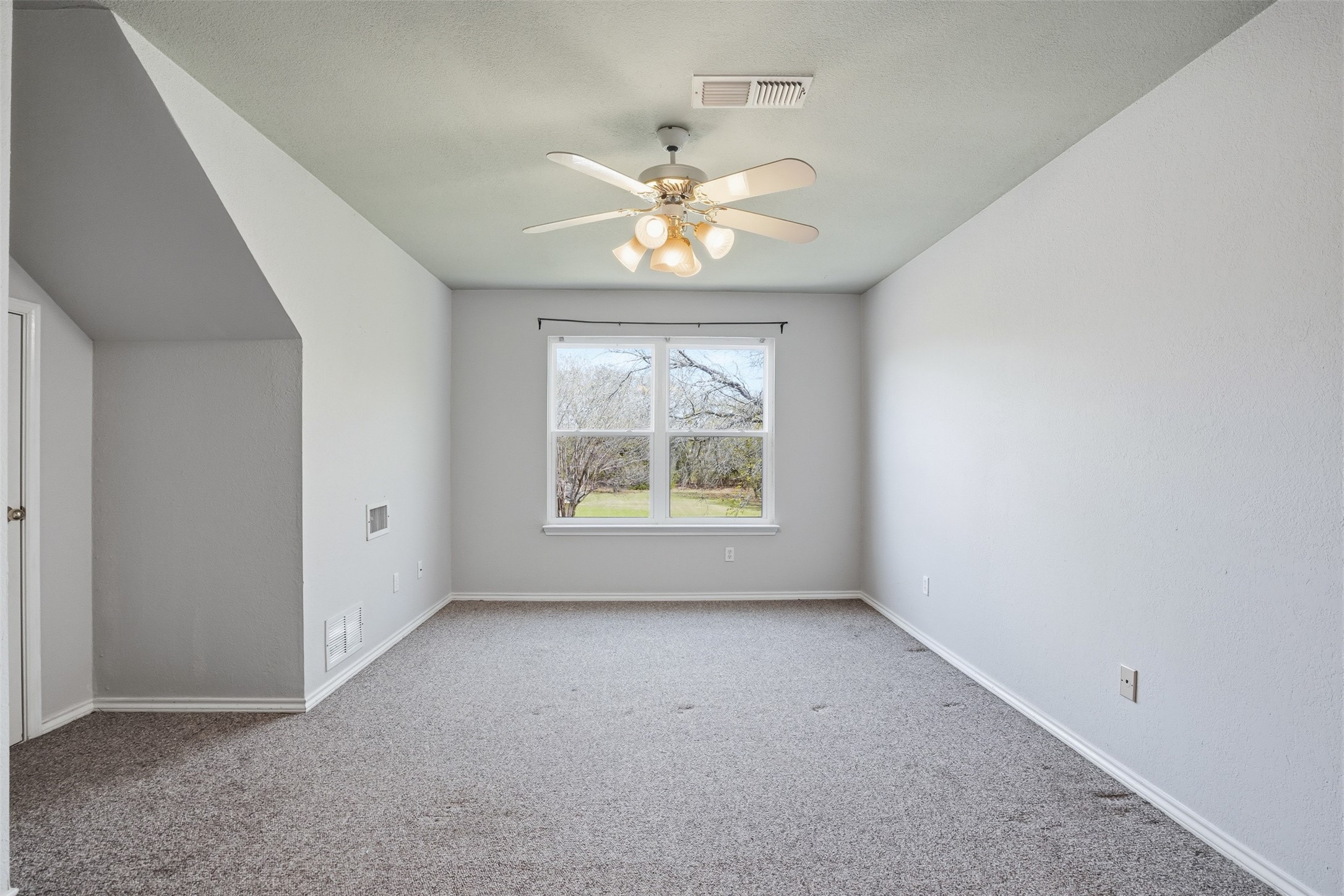 4121 Oakview Circle Alvarado TX 76009
