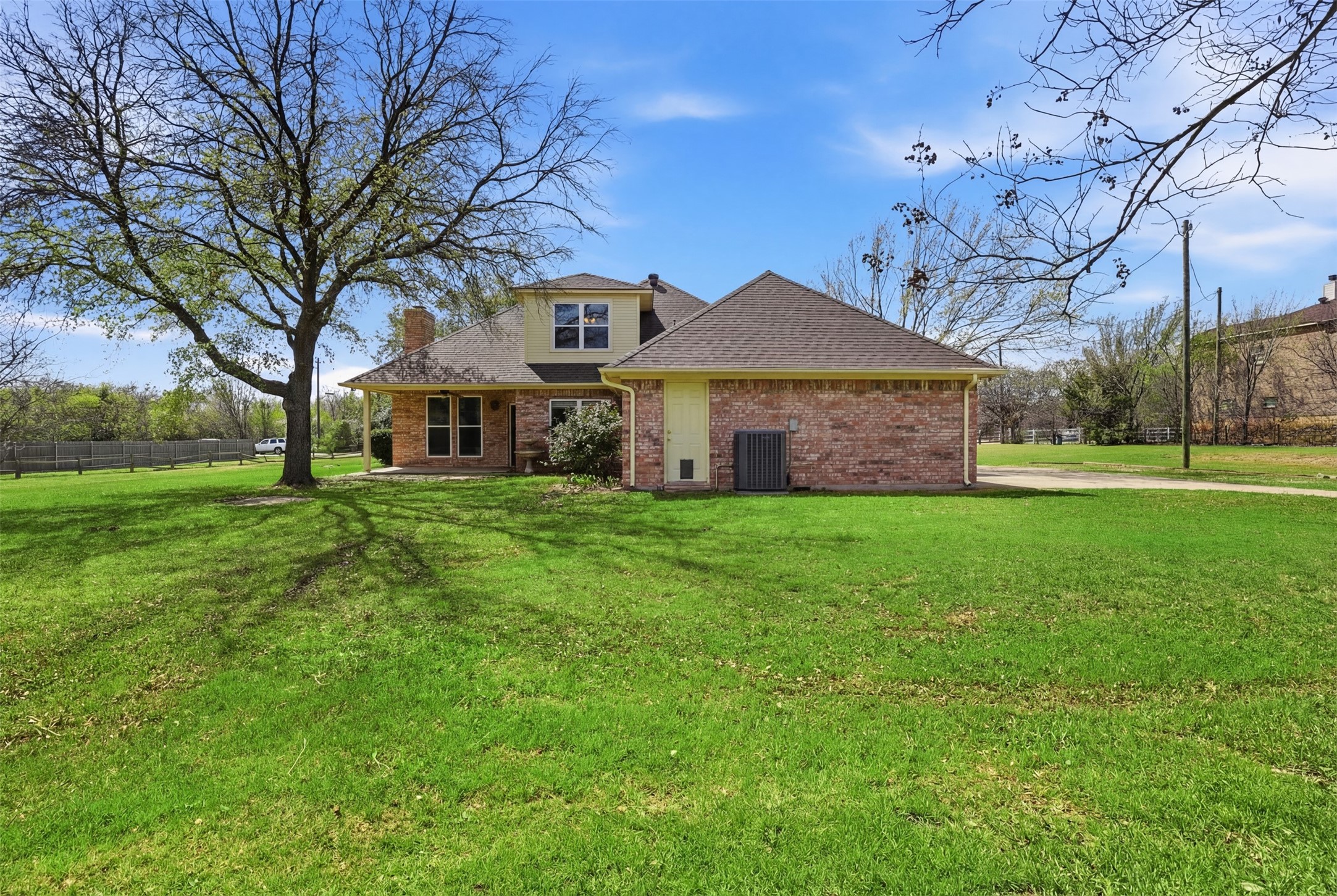 4121 Oakview Circle Alvarado TX 76009