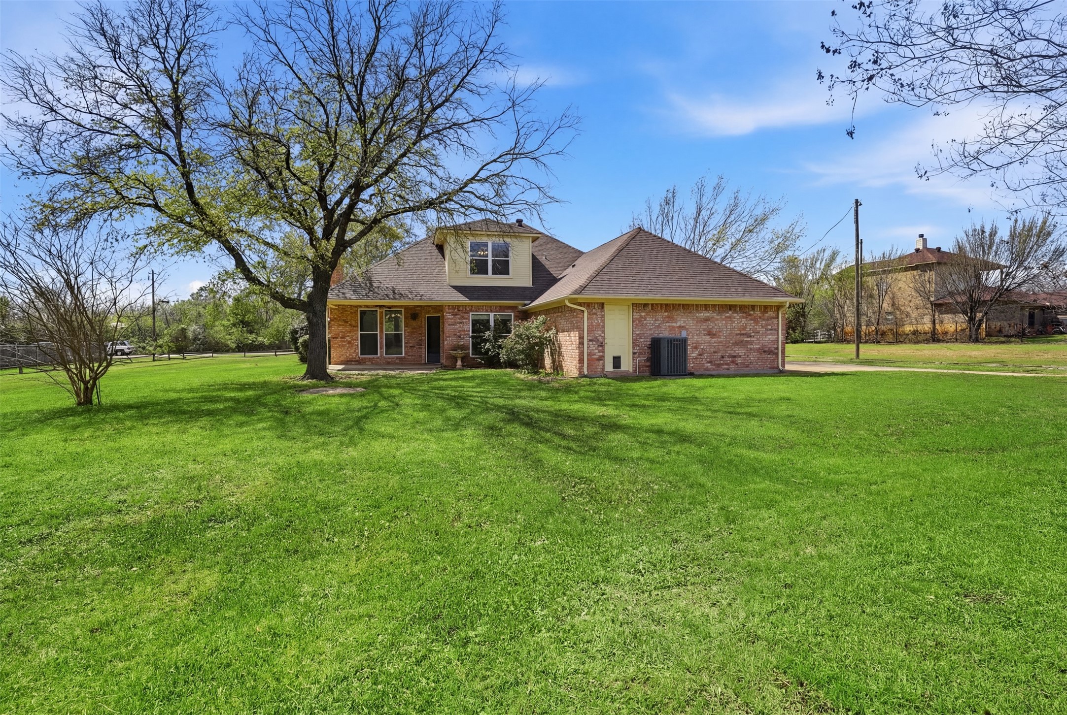 4121 Oakview Circle Alvarado TX 76009