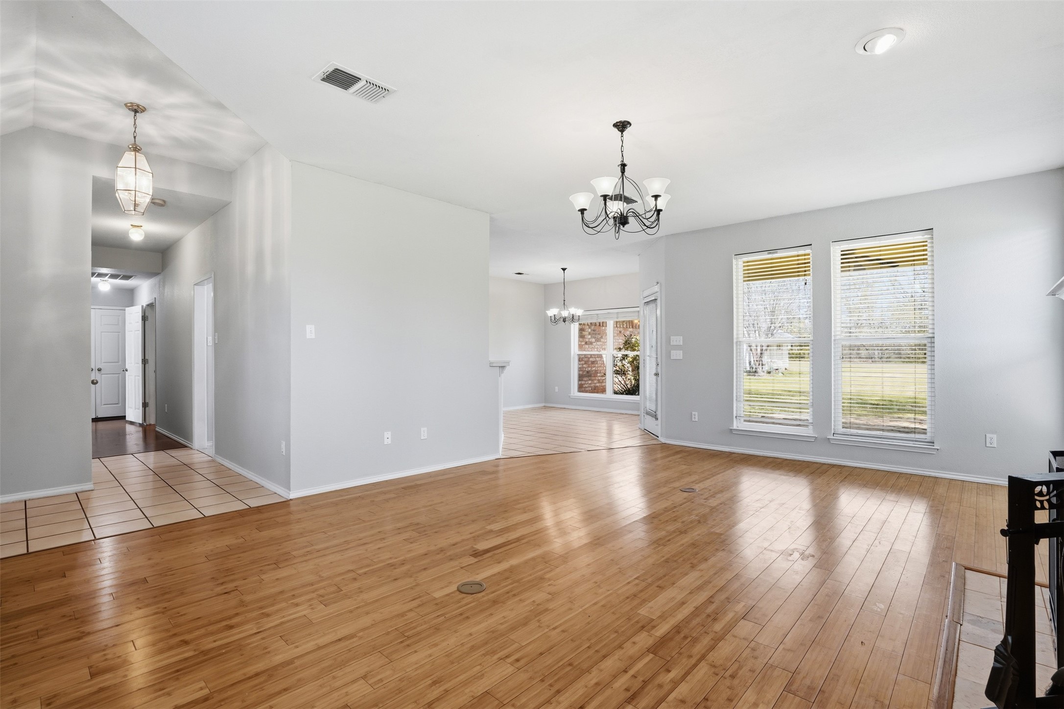 4121 Oakview Circle Alvarado TX 76009