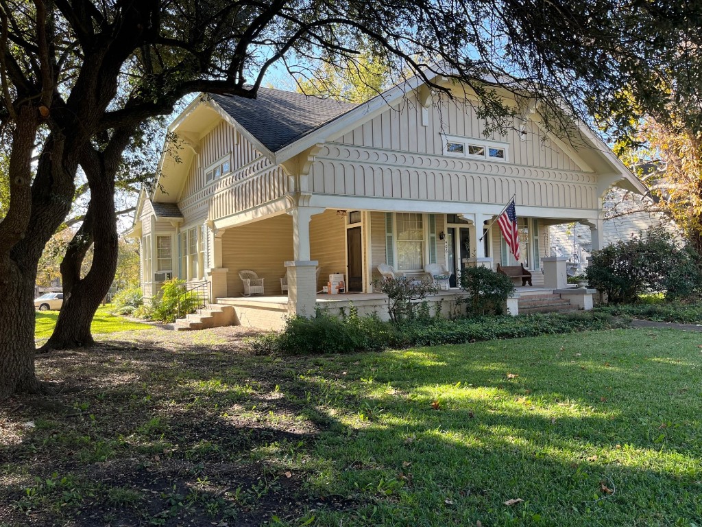 1406 W Main Street Clarksville TX 75426
