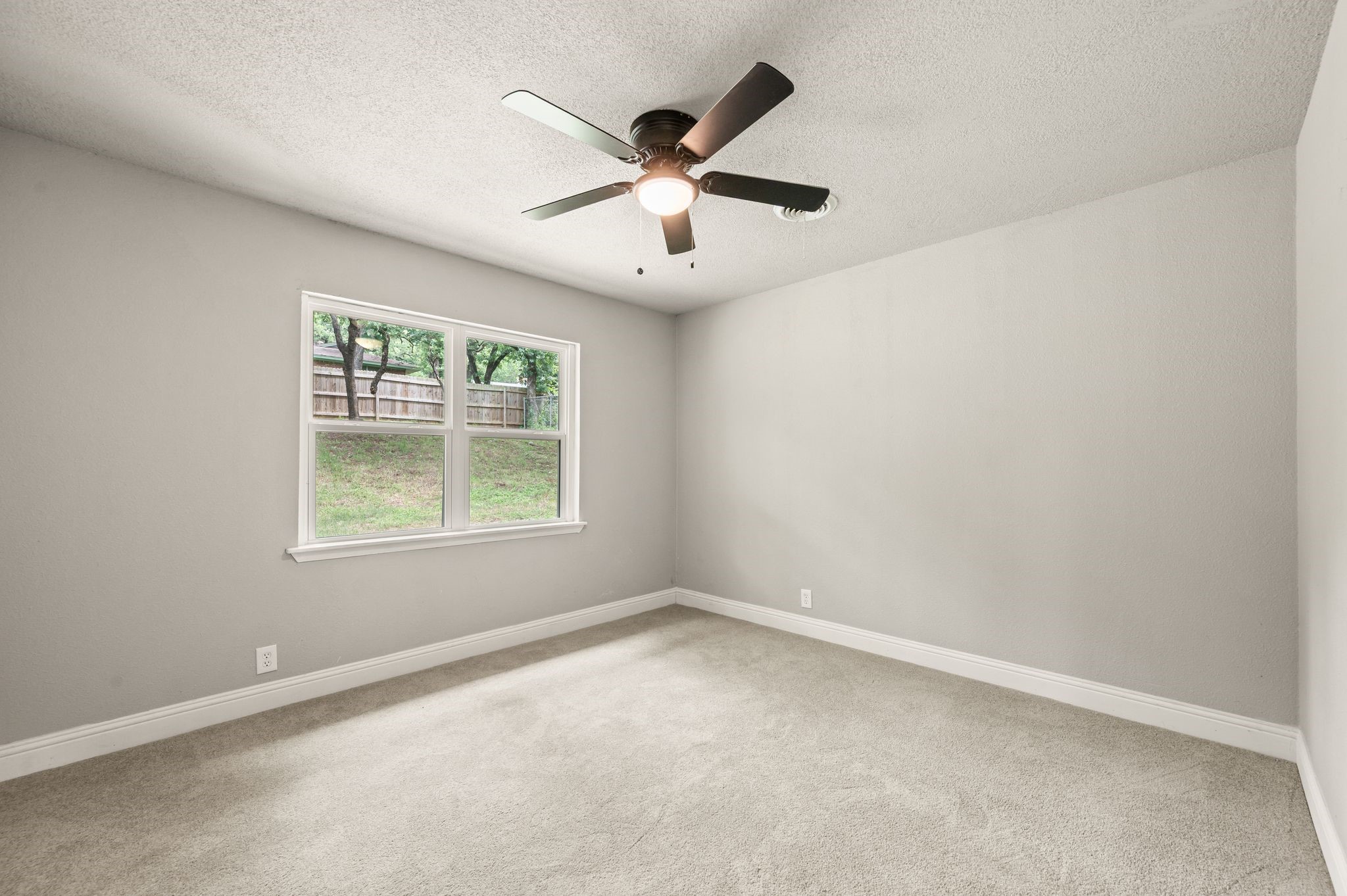 1307 Ravenwood Drive Arlington TX 76013