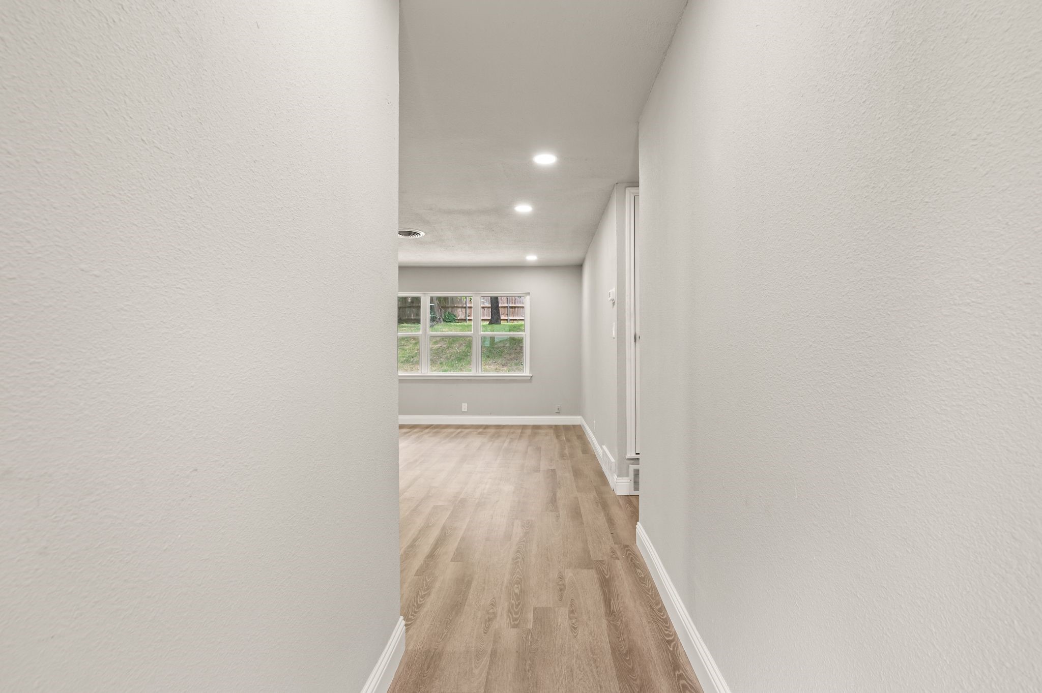1307 Ravenwood Drive Arlington TX 76013