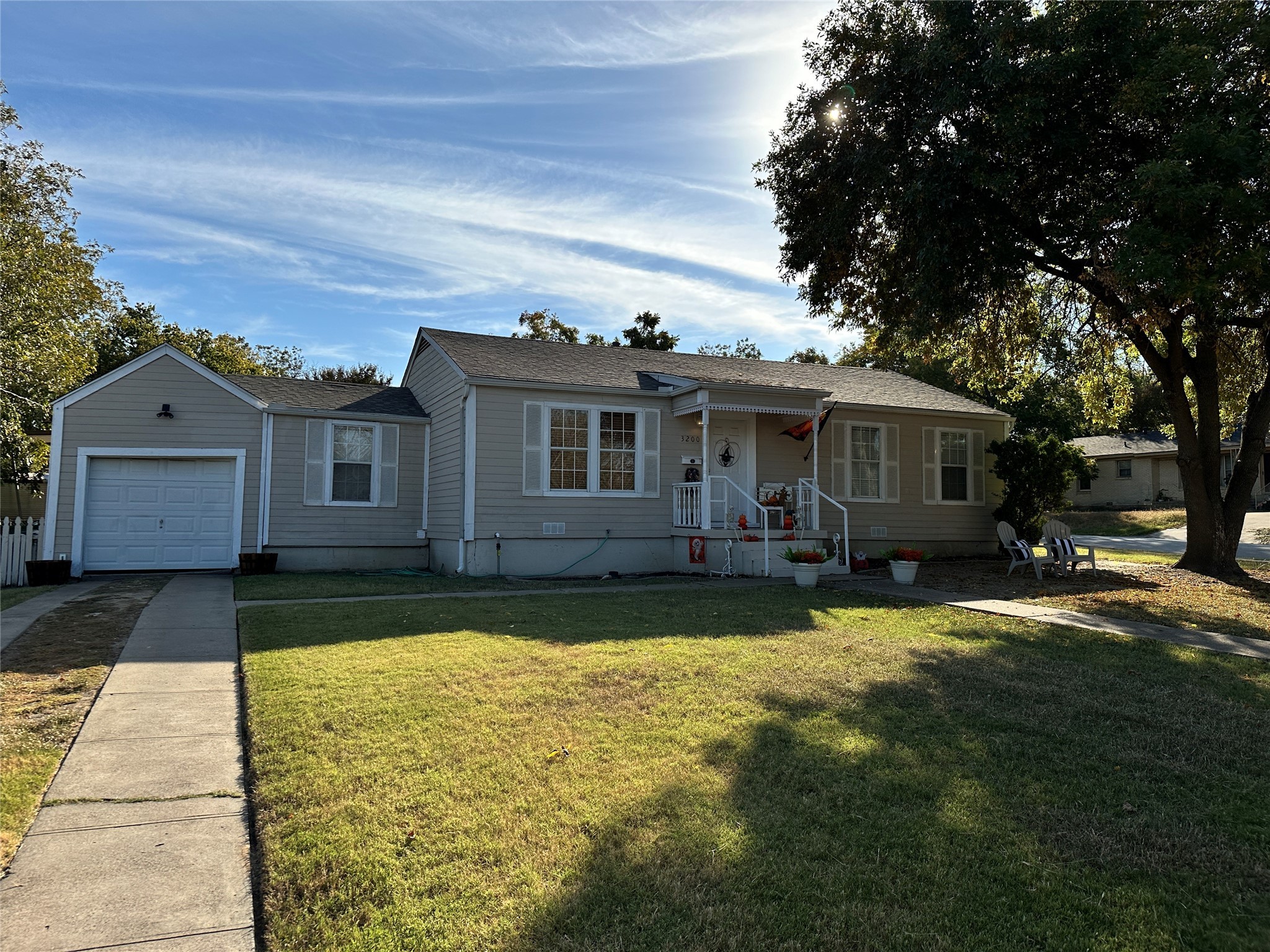 3200 Rita Lane Haltom City TX 76117