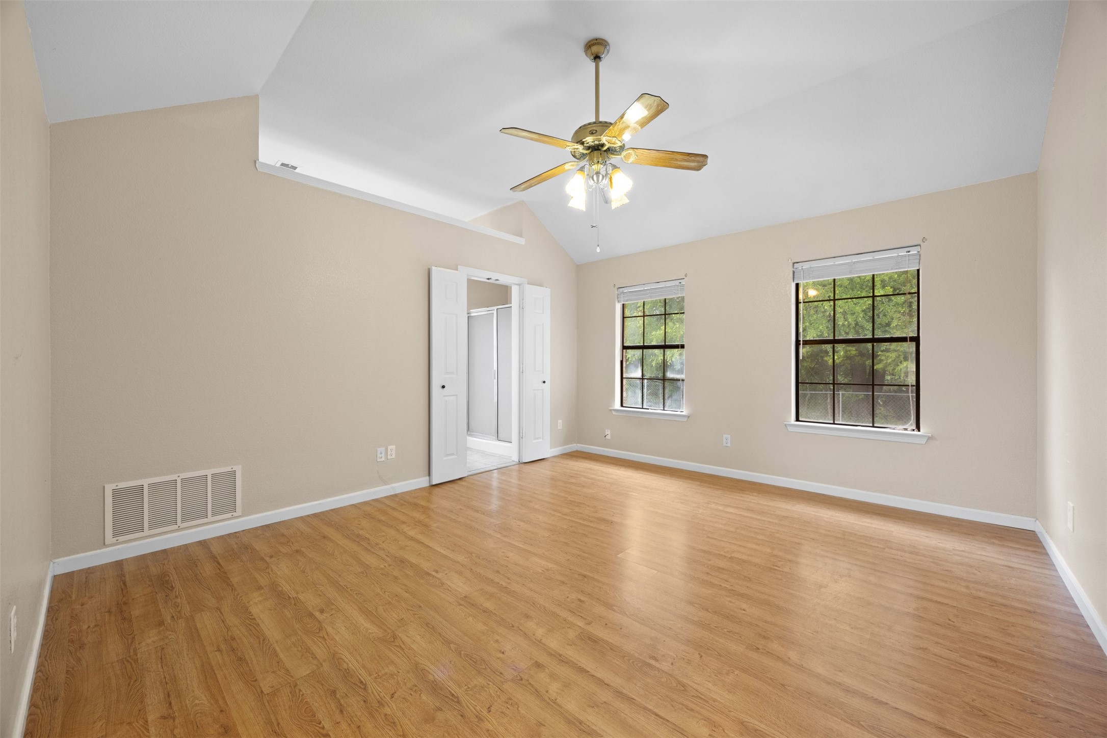 607 Lark Lane Oak Leaf TX 75154