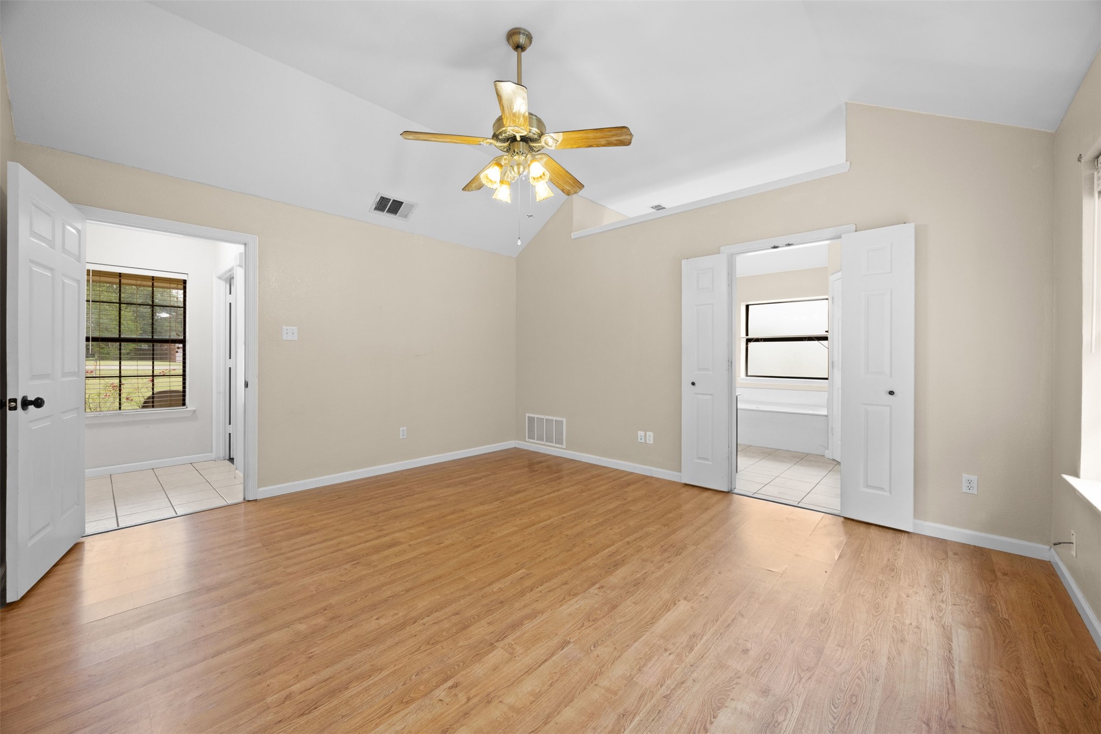 607 Lark Lane Oak Leaf TX 75154