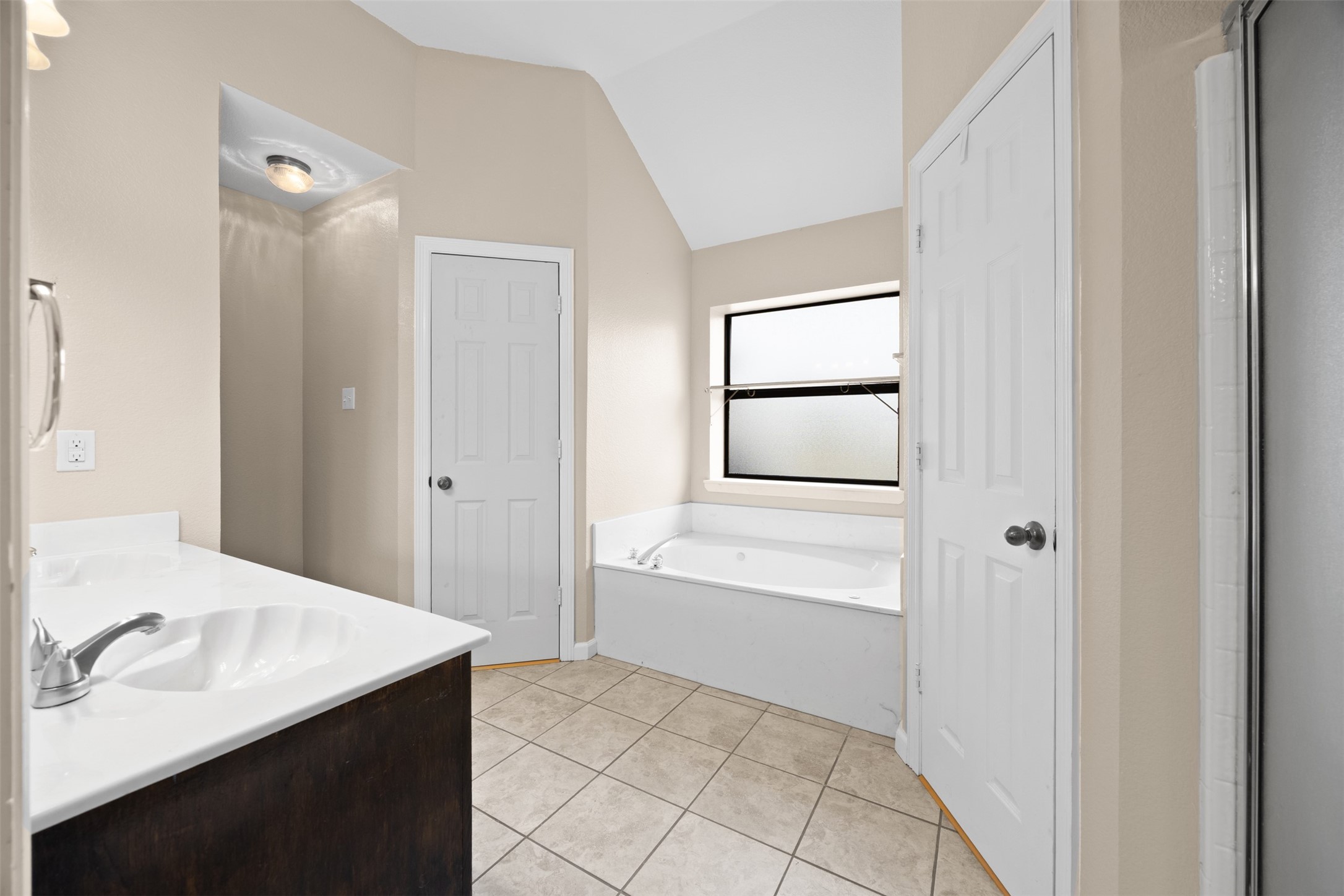 607 Lark Lane Oak Leaf TX 75154