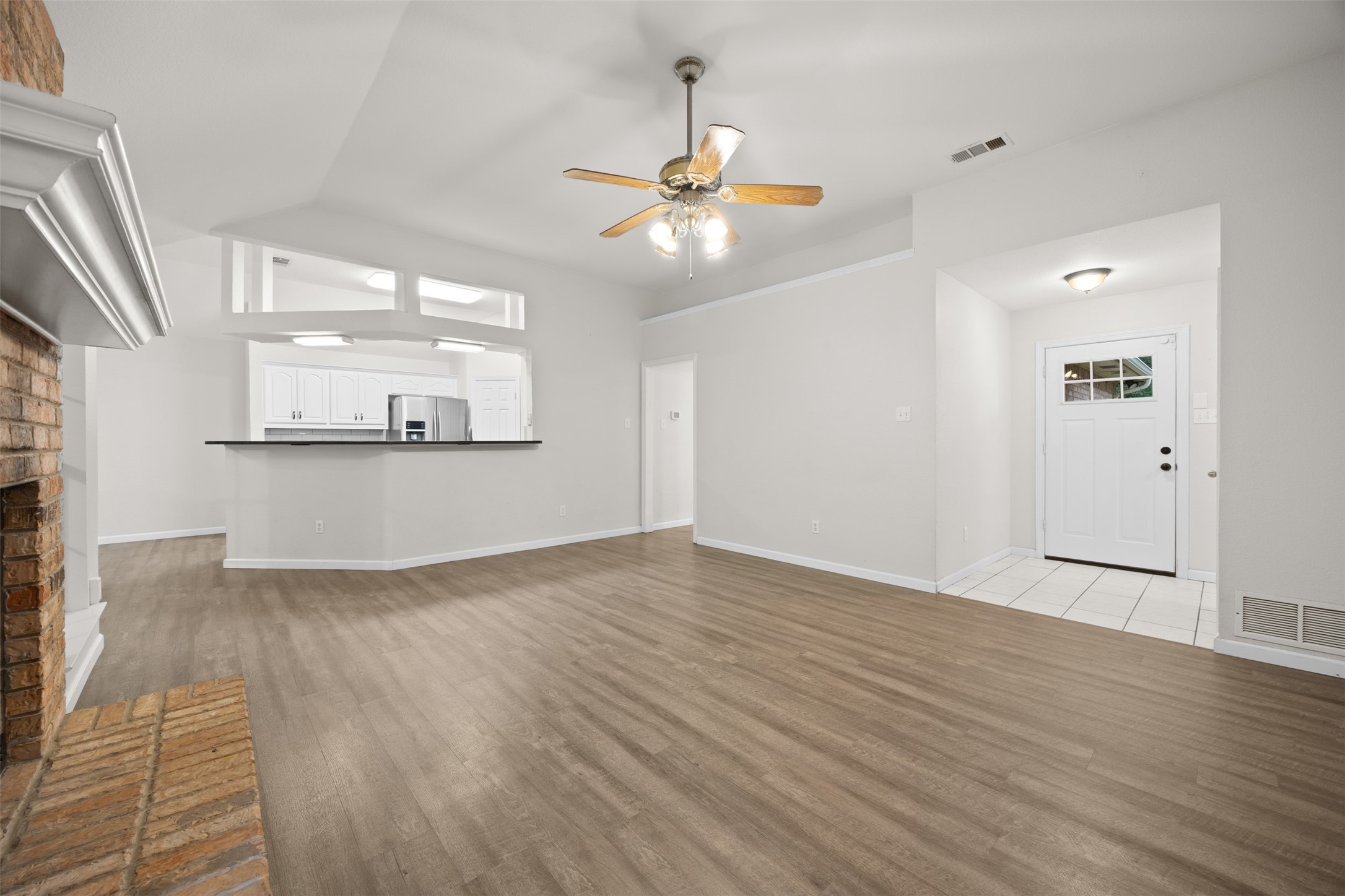 607 Lark Lane Oak Leaf TX 75154