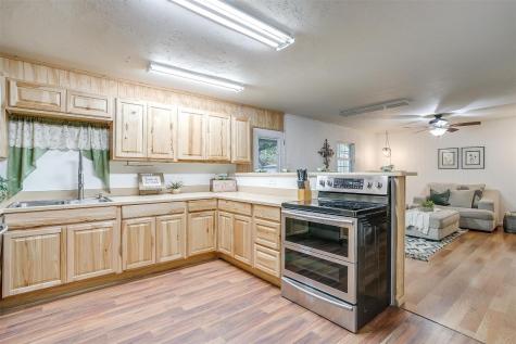 1117 Center Street Cleburne TX 76033
