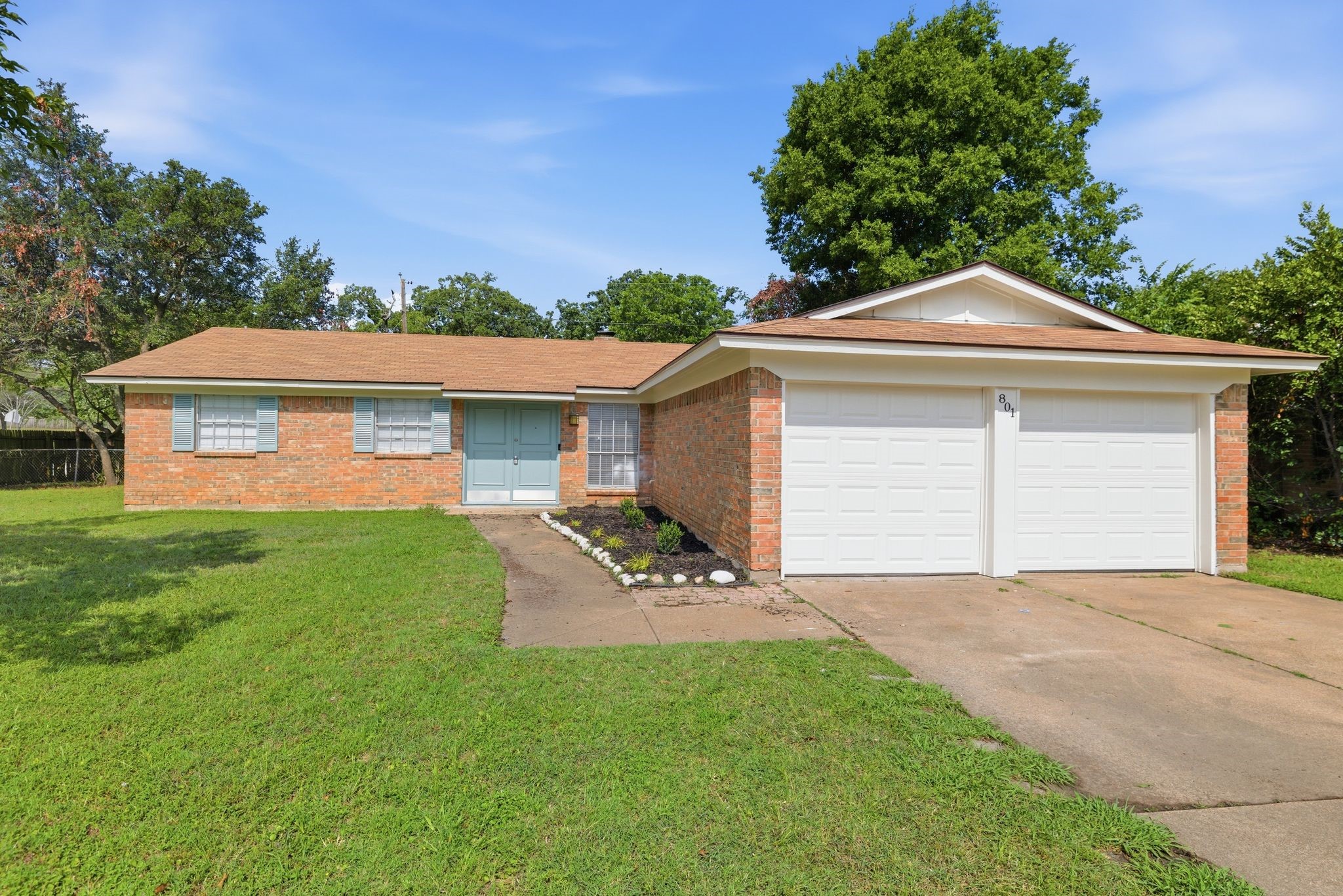 801 Gettysburg Place Bedford TX 76022